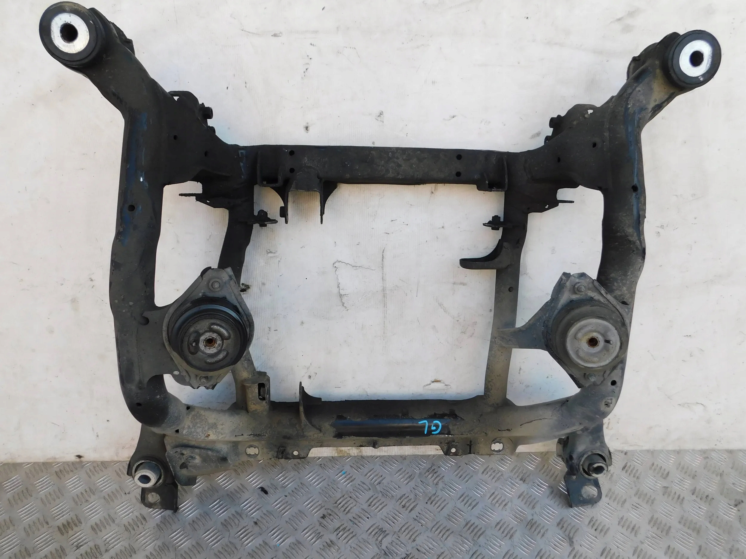 PREDNÁ NÁPRAVA MERCEDES GL W164