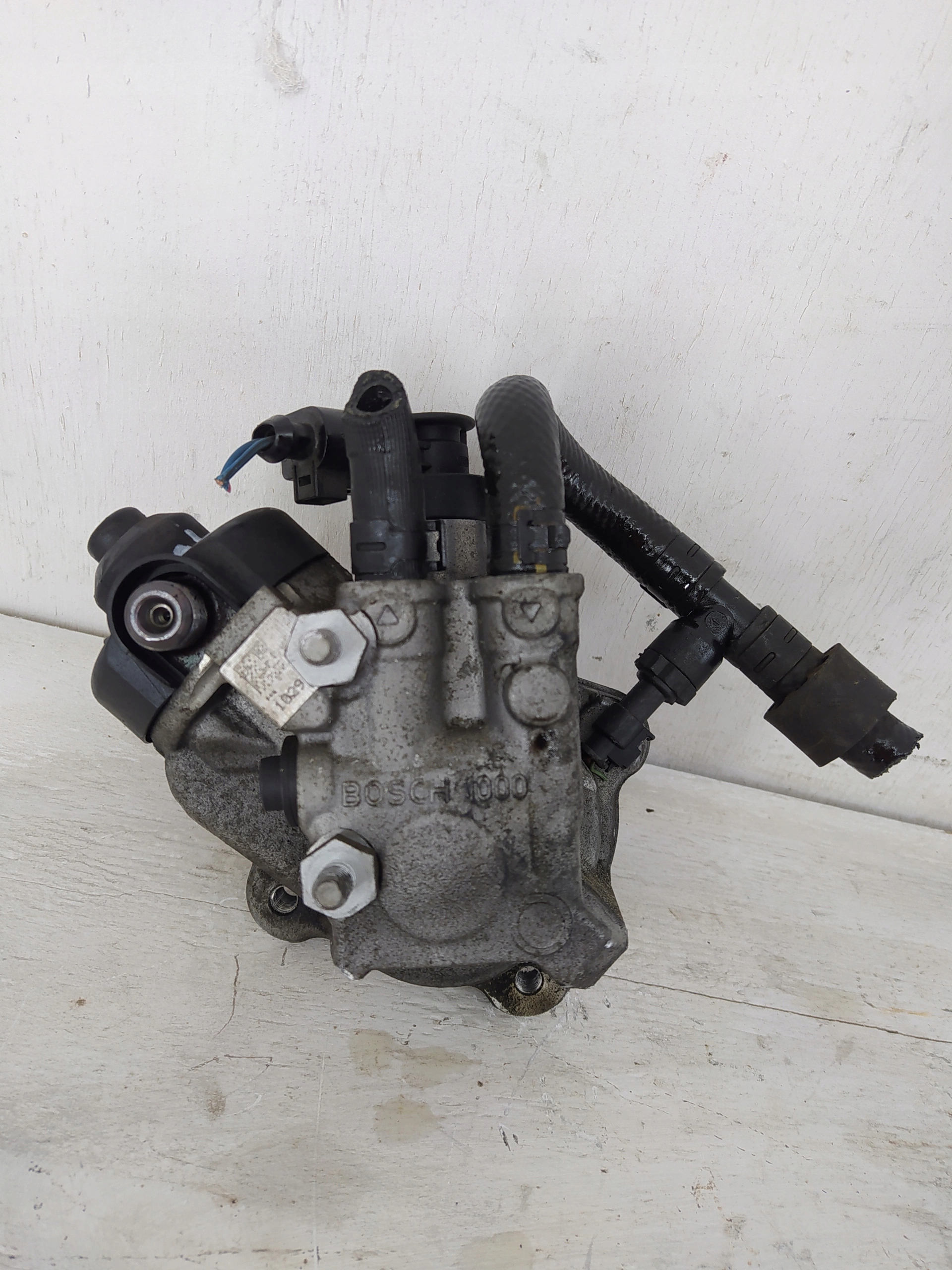 VW PASSAT B7 2.0 TDI VSTREKOVACIE ČERPADLO 0445010526