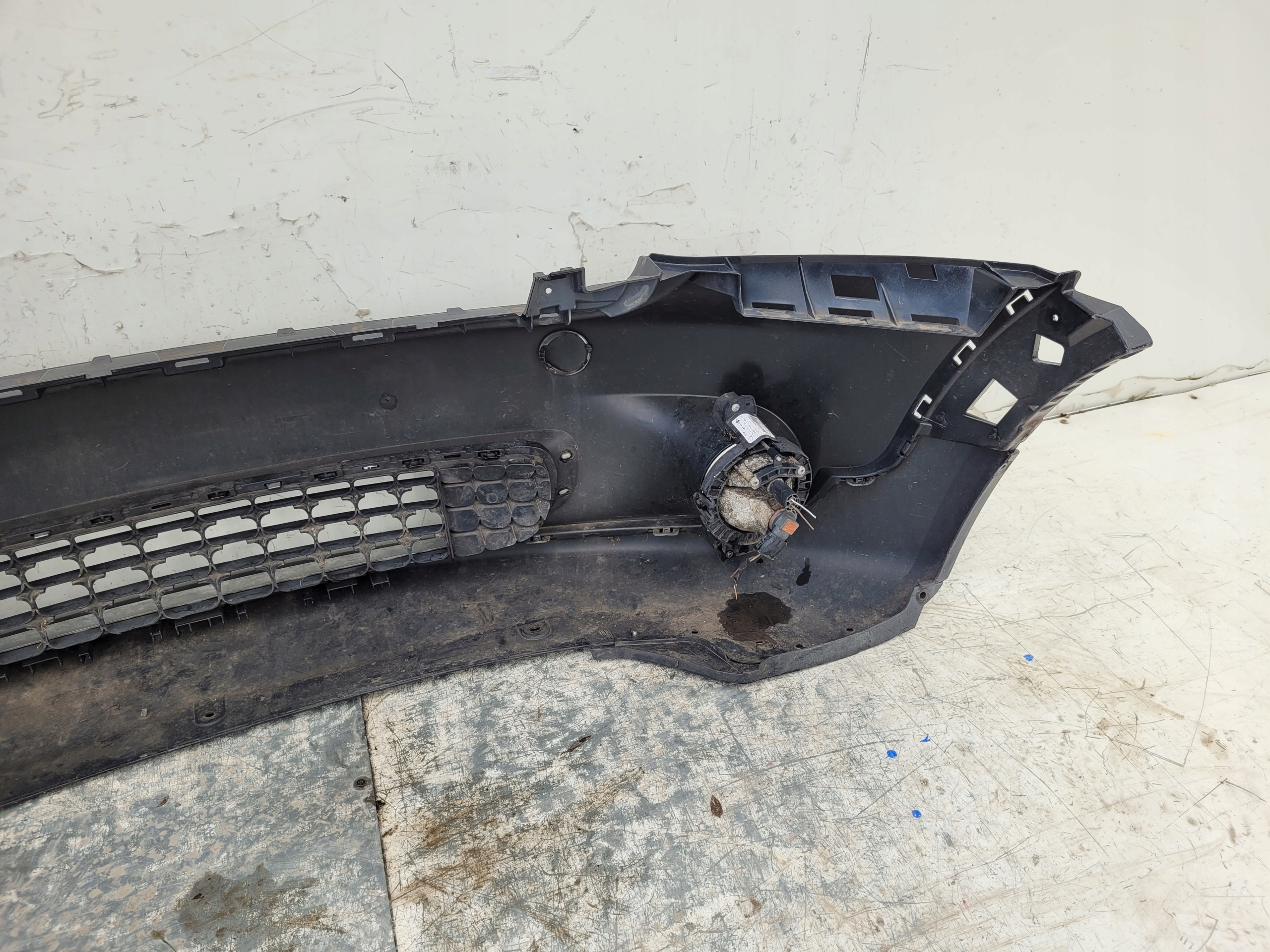 MINI COOPER COUNTRYMAN R60 2.0 D PREDNÝ NÁRAZNÍK