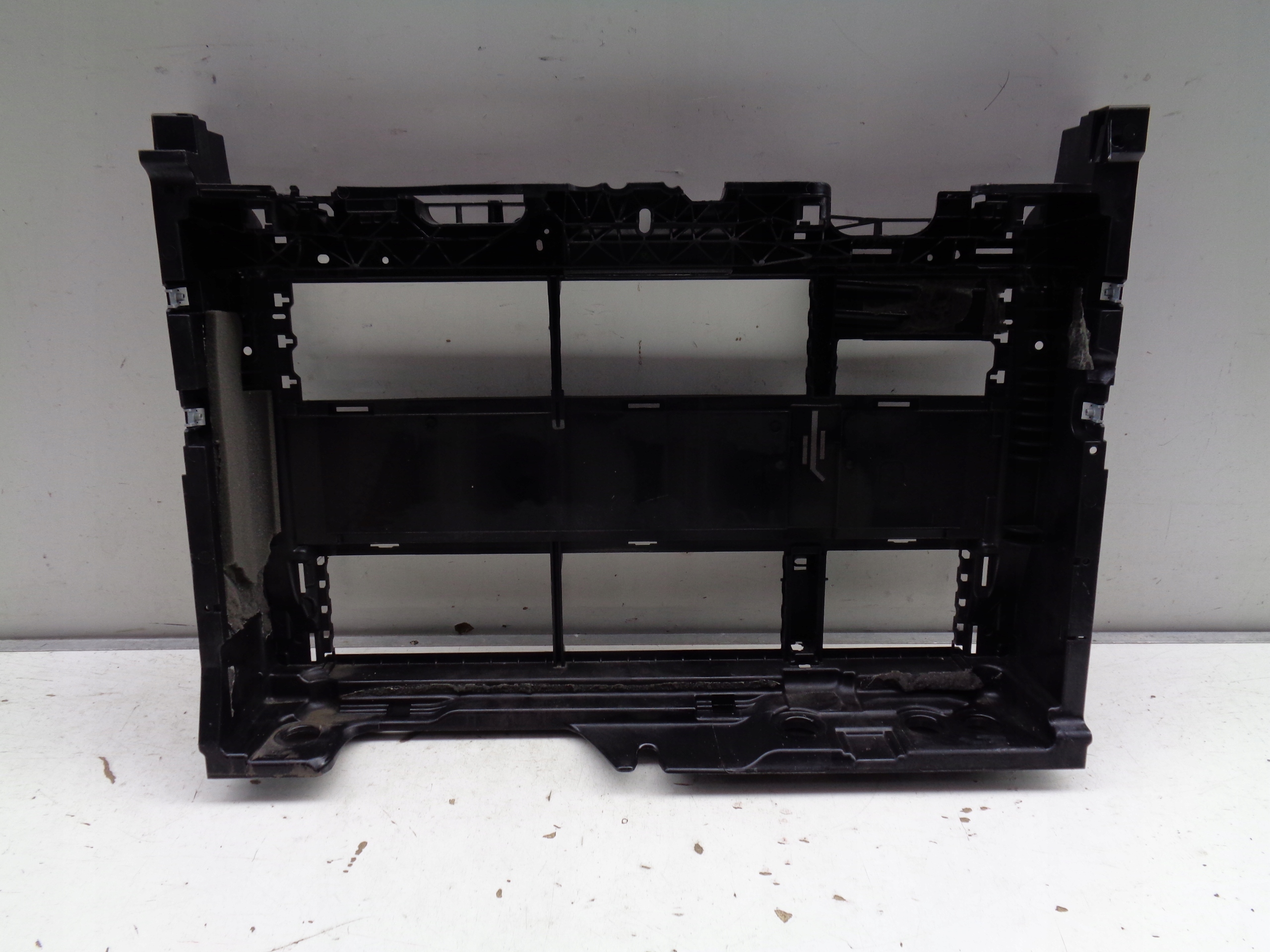 VYSTUHA, PREDNE CELO FORD PUMA 19-