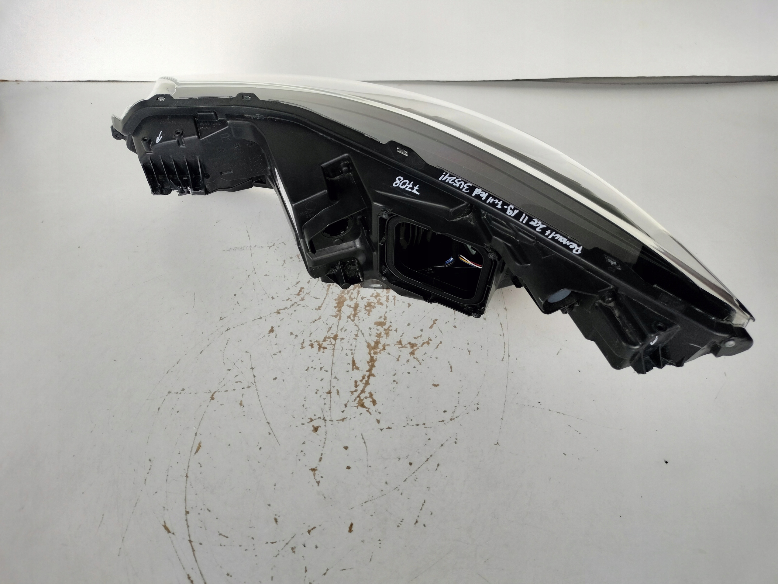 PRAVE PREDNE SVETLO RENAULT ZOE II 19- FULL LED