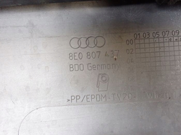AUDI A4 B6 01-04 PREDNÝ NÁRAZNÍK