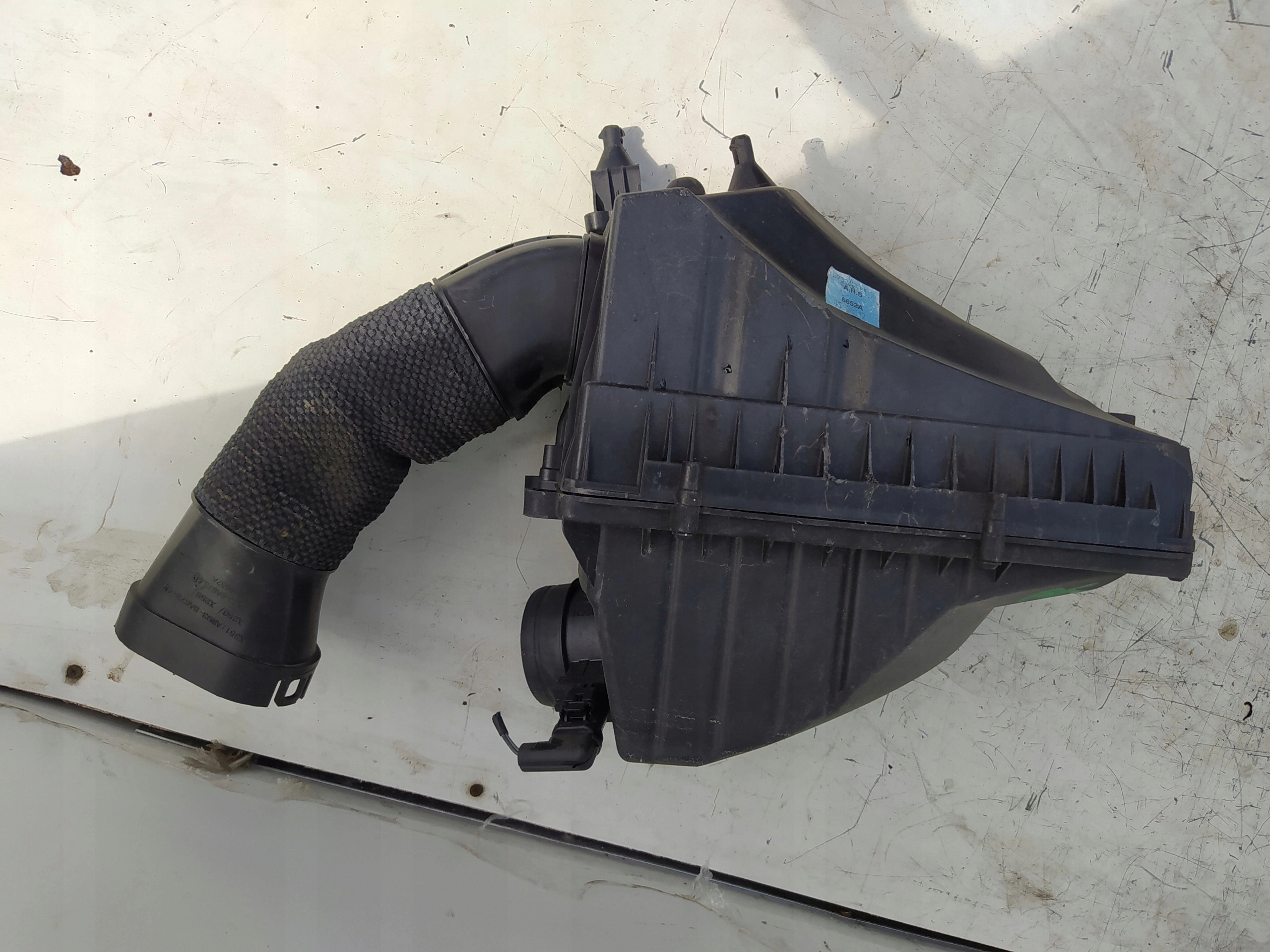 JAGUAR XF LIFT OBAL VZDUCHOVÉHO FILTERA DW93-9600