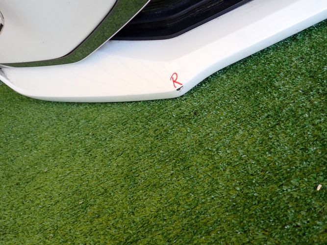 MITSUBISHI SPACE SATR LIFT 19- PREDNÝ NÁRAZNÍK