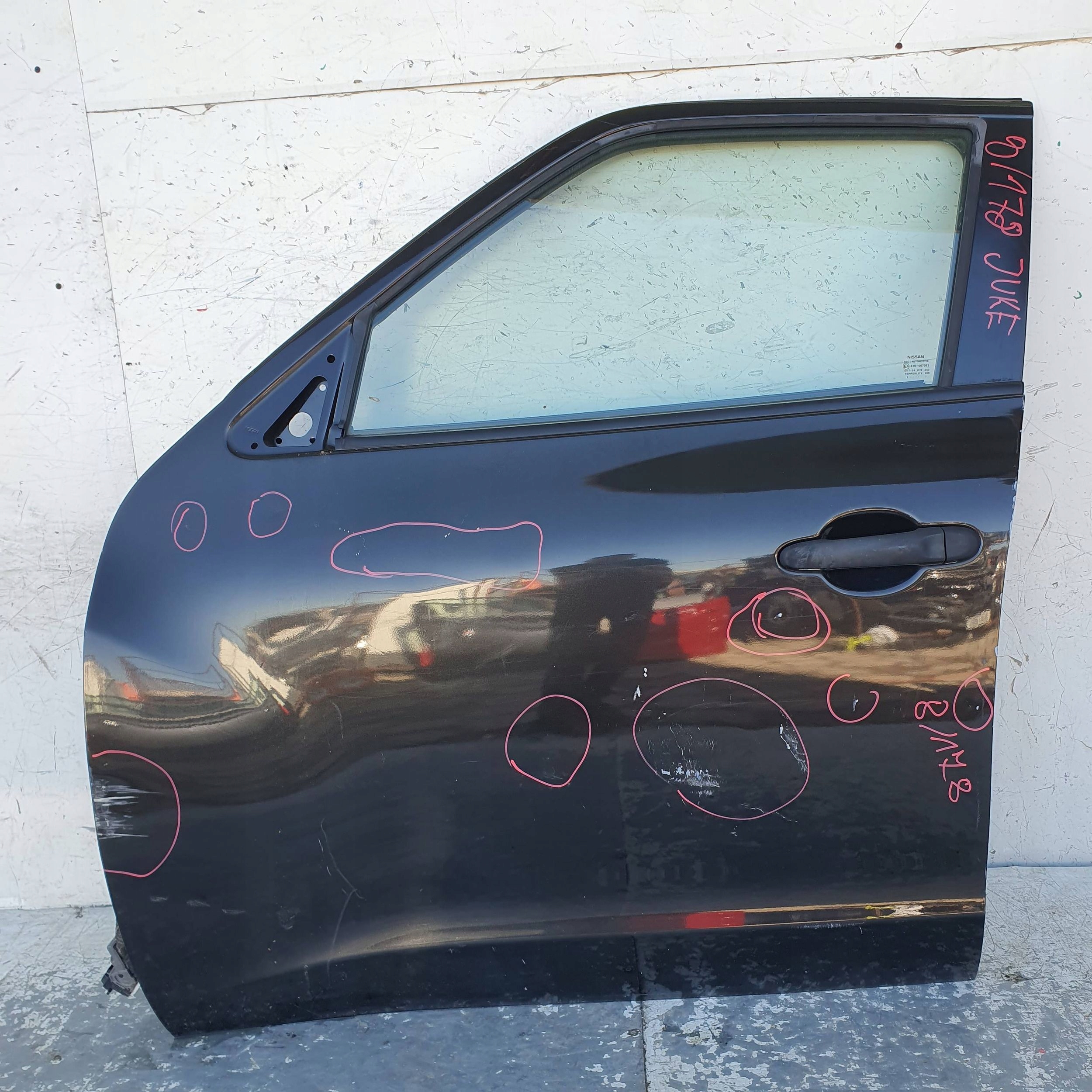 Nissan Juke I F15 LAVE PREDNE DVERE