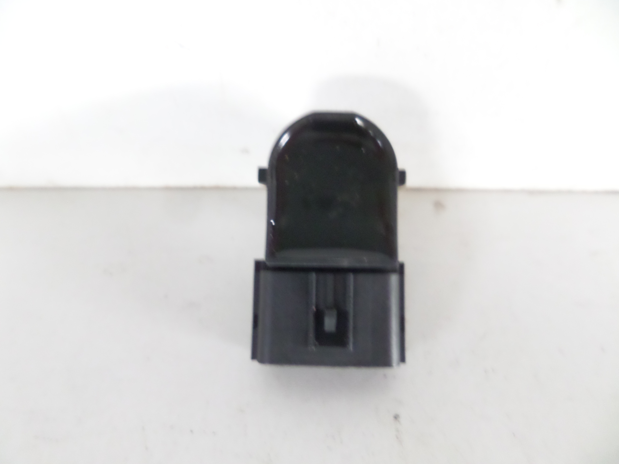 PARKOVACI SENZOR PDC KIA HYUNDAI 95720-G3000PF8