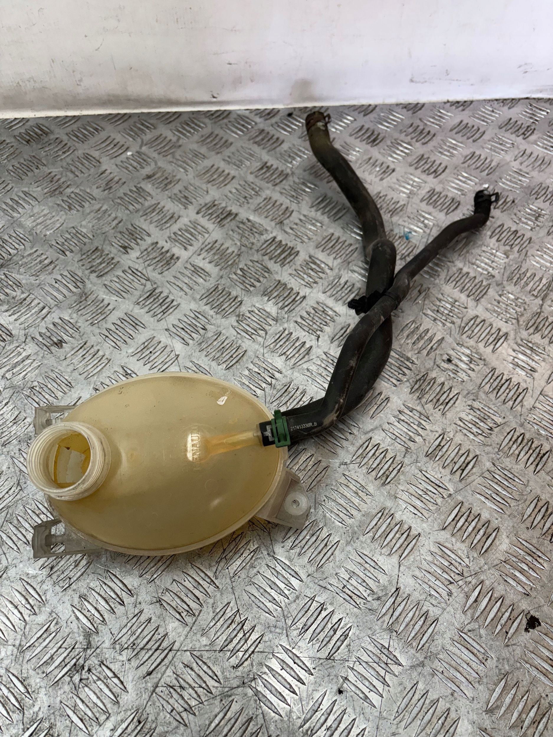 EXPANZNÁ NÁDOBKAY RENAULT CLIO IV CAPTUR 0.9 TCE