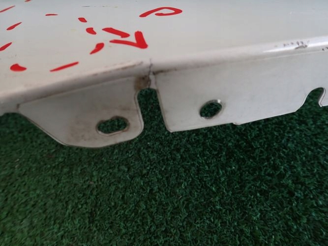 MERCEDES W246 B-KLASA 12- PRAVY PREDNY BLATNIK