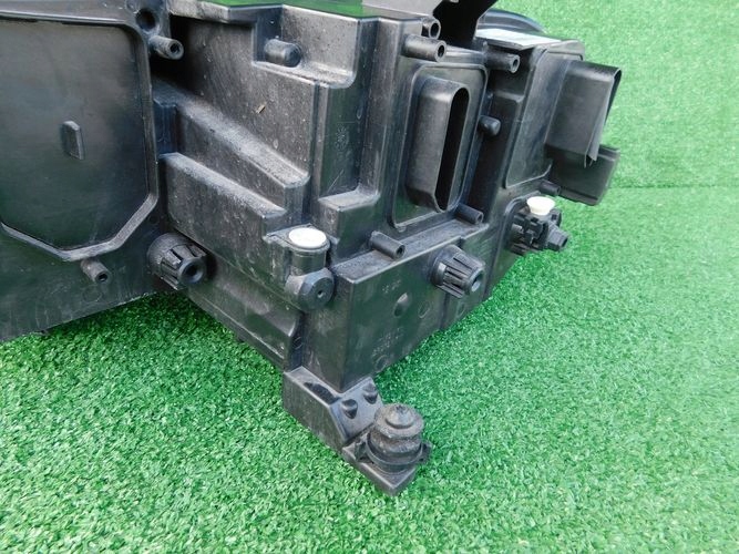 VW TIGUAN FULL LED 15- PRAVE PREDNE SVETLO