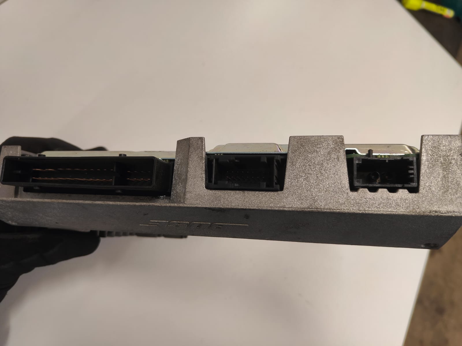 Audi a6 c6 4F0035223F ZOSILNOVAC AUDIO BOSE