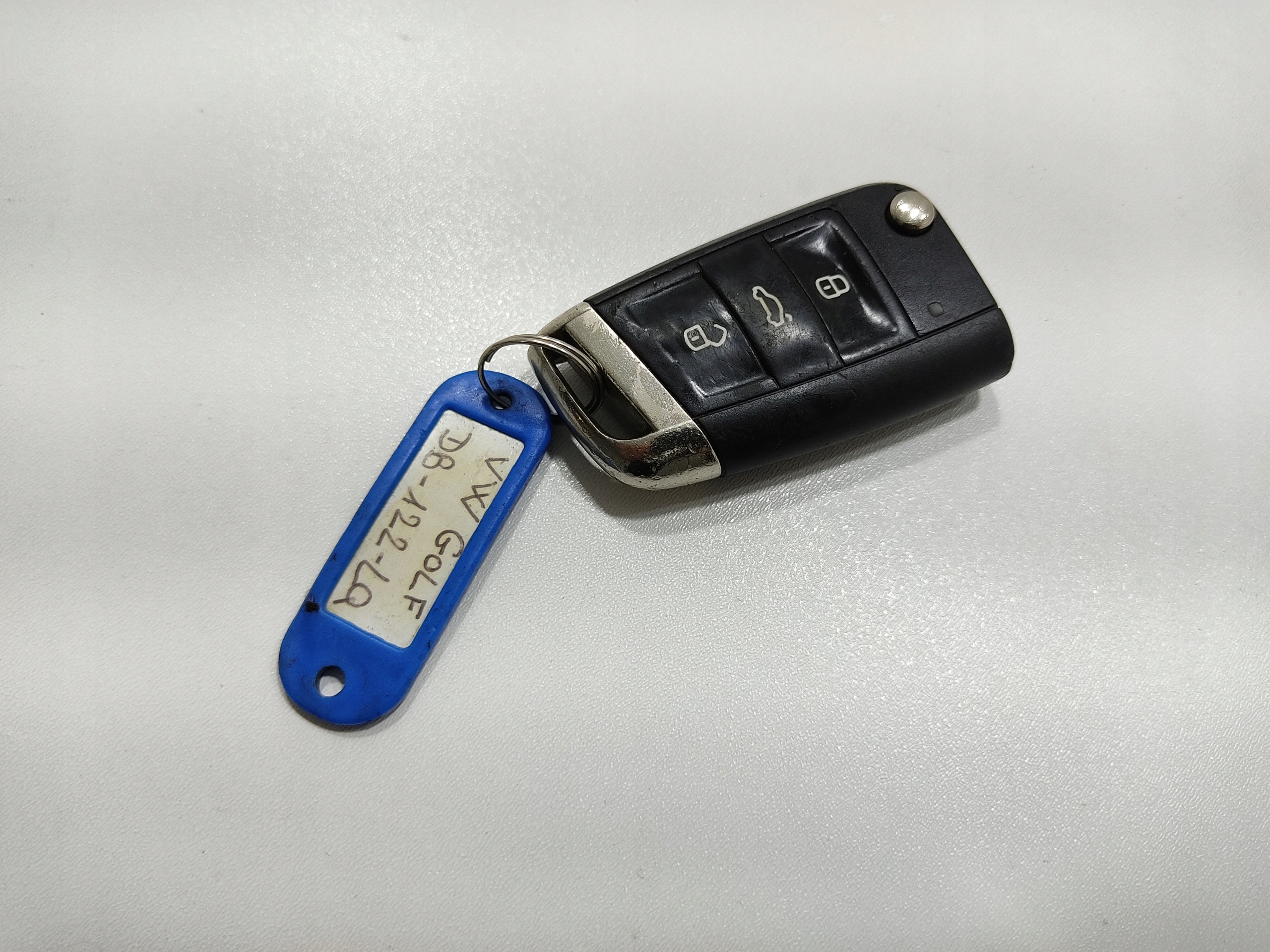 OBAL KĽÚČA PILOT VOLKSWAGEN GOLF VII GTI 5G0959752AD 2012-2016