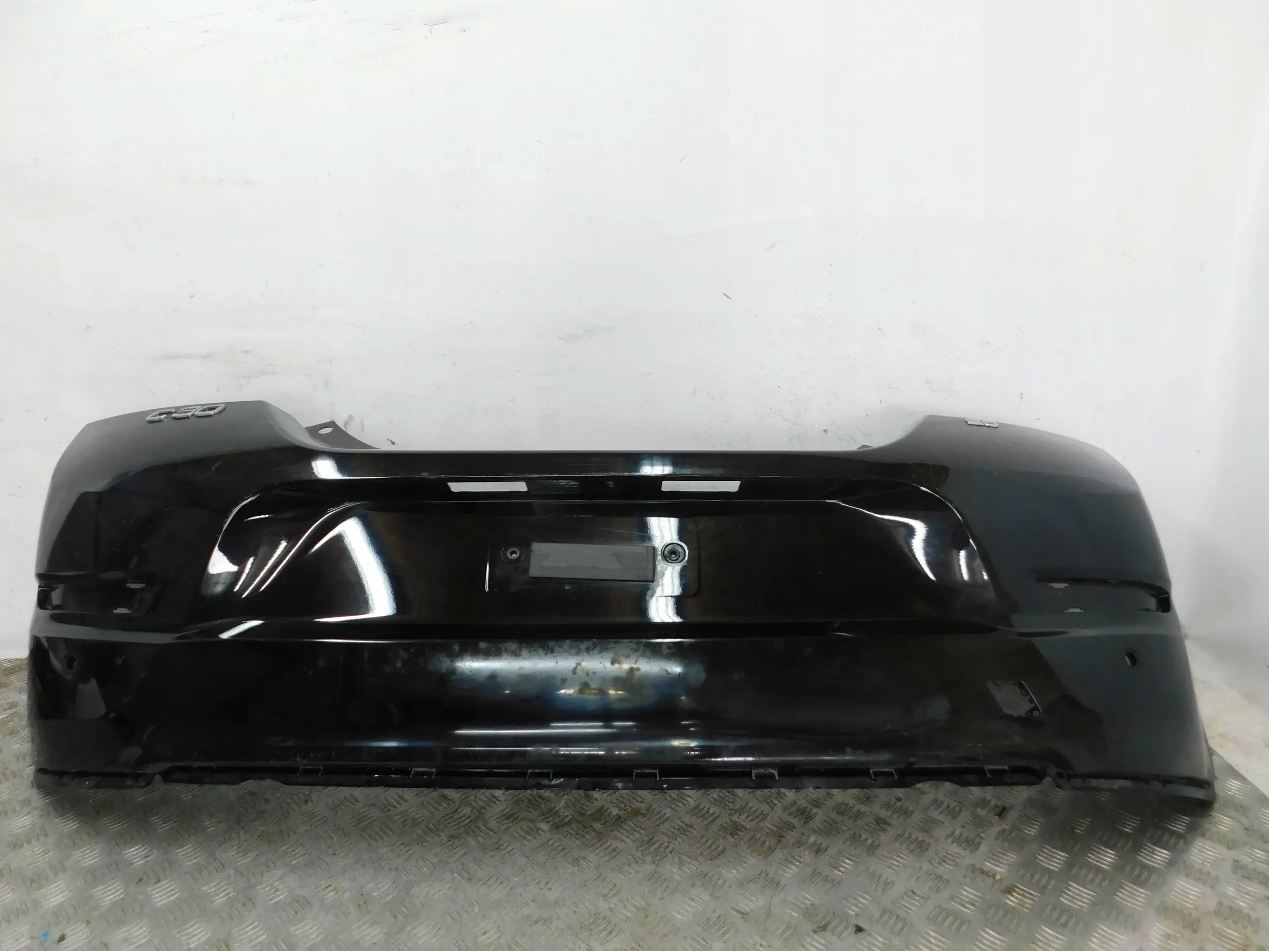 ZADNÝ NÁRAZNÍK VOLVO C30