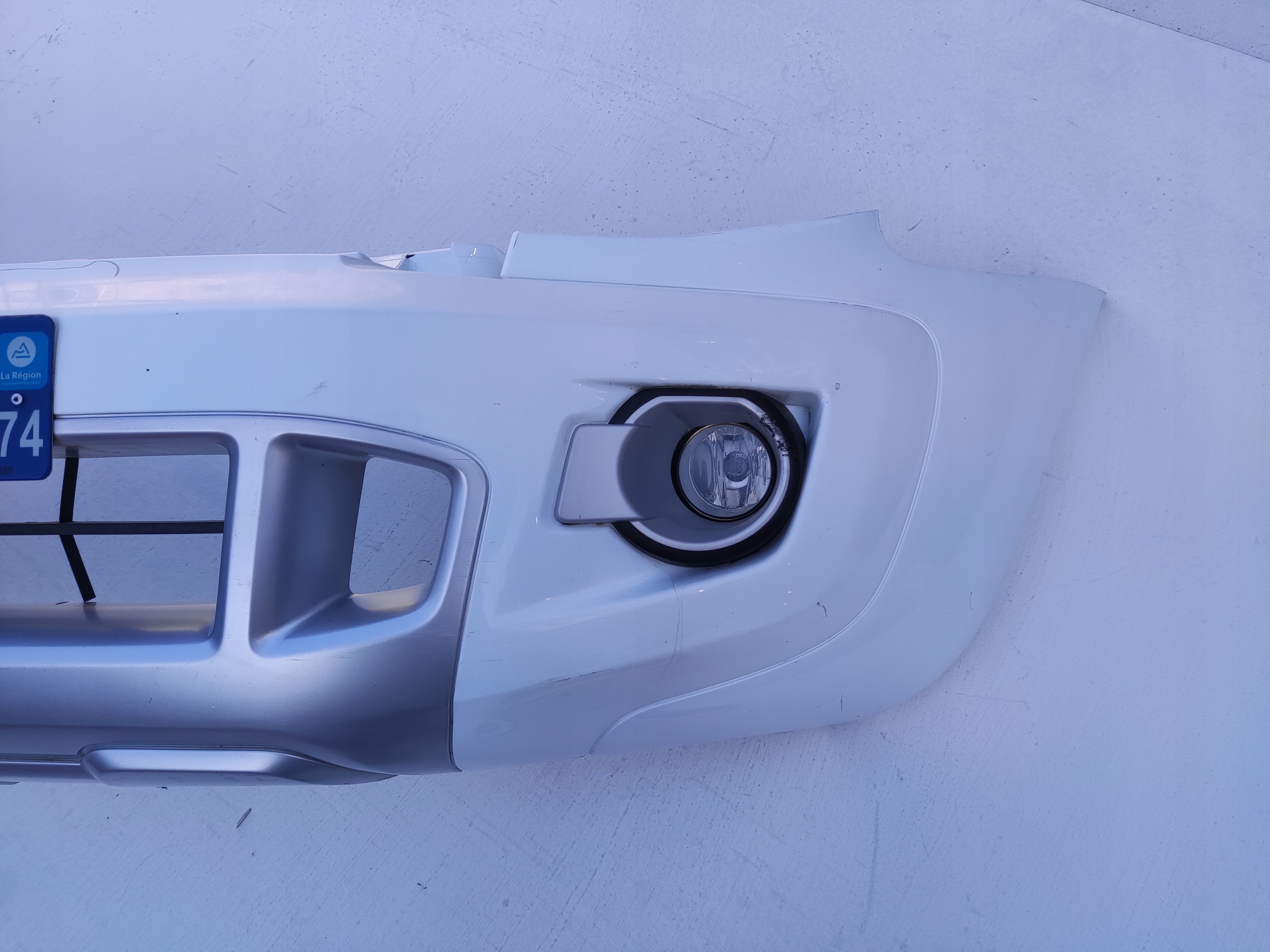 PREDNÝ NÁRAZNÍK KOMPLETNY FORD RANGER V 2012-2015
