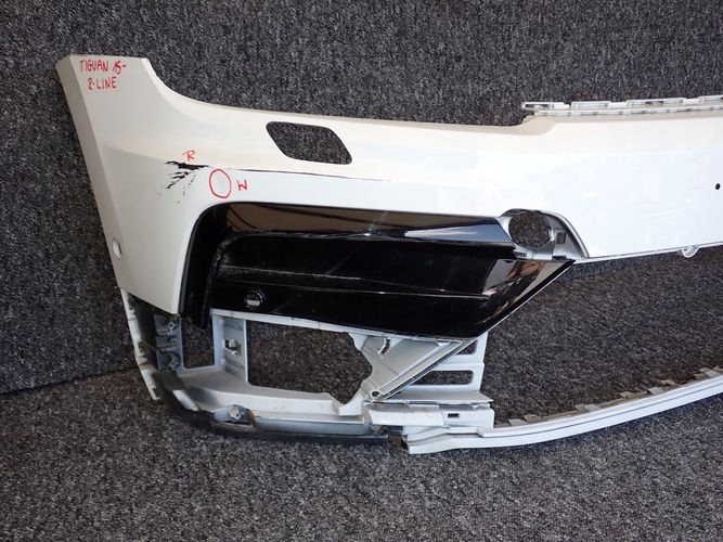 VW TIGUAN II R-LINE 15- PREDNÝ NÁRAZNÍK