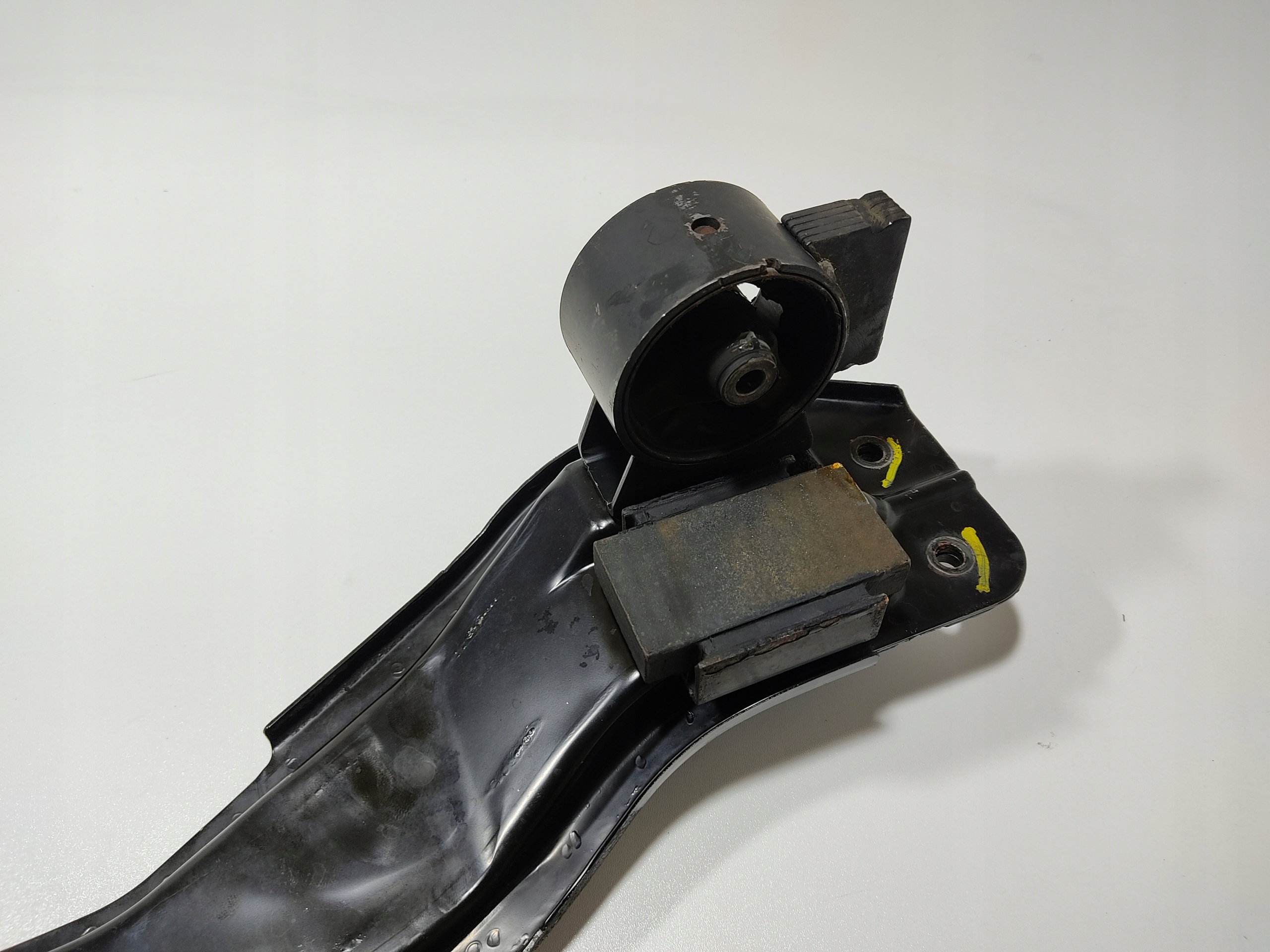 VYSTUHA PRIECKA POD MOTOR SUZUKI SX4 1.6 DIESEL DDIS 2006-2013