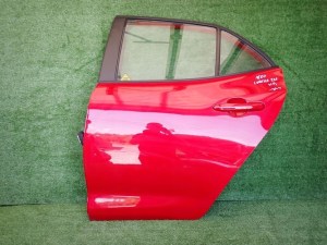 TOYOTA COROLLA E21 HB KOMBI 18- LAVE ZADNE DVERE KPL TOYOTA COROLLA E21 HB KOMBI 18- LAVE ZADNE DVERE KPL