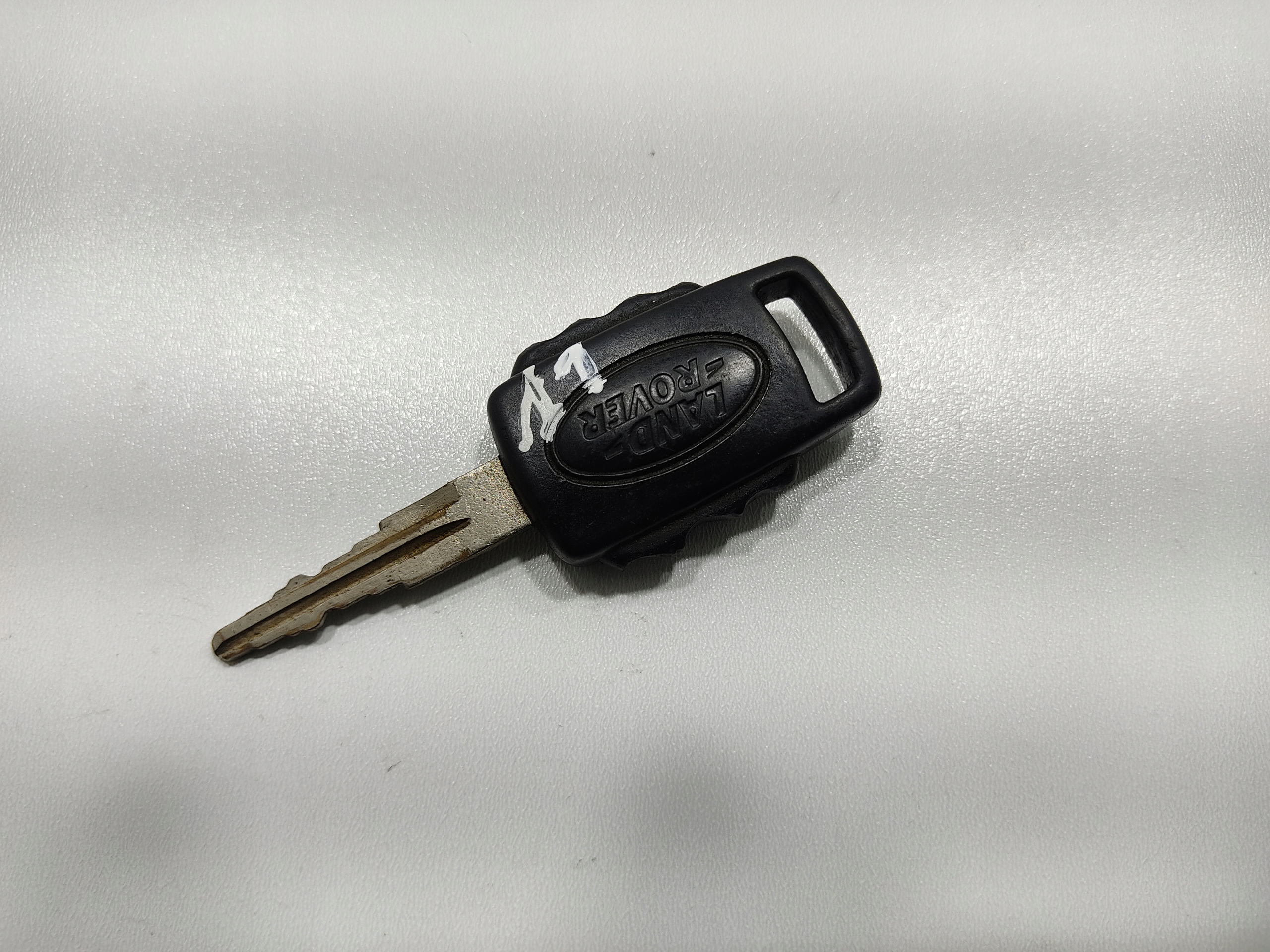 OBAL KĽÚČA PILOT LAND ROVER DEFENDER 2007-2014