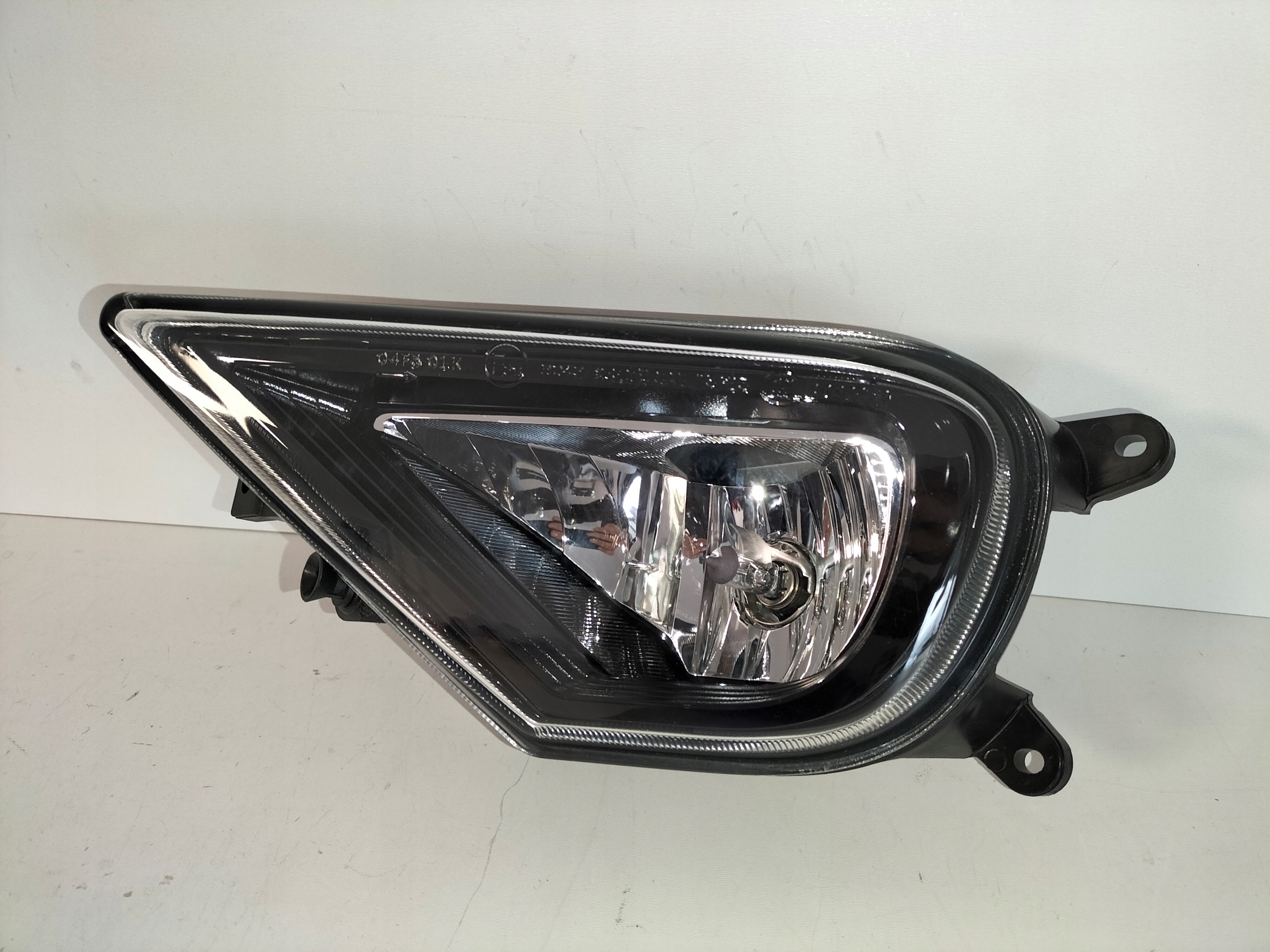 HMLOVKA ĽAVÉ SVETLO VW TOUAREG II LIFT 14-18