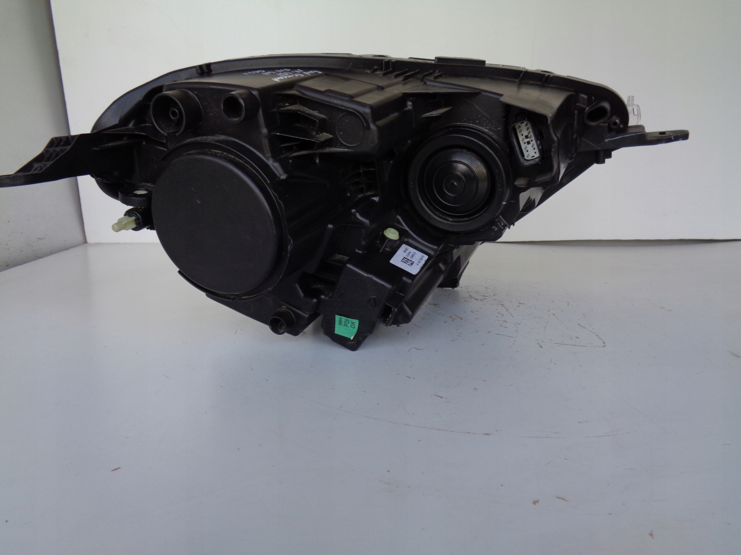 ĽAVÉ SVETLO FORD ECOSPORT 17- LIFT FULL LED
