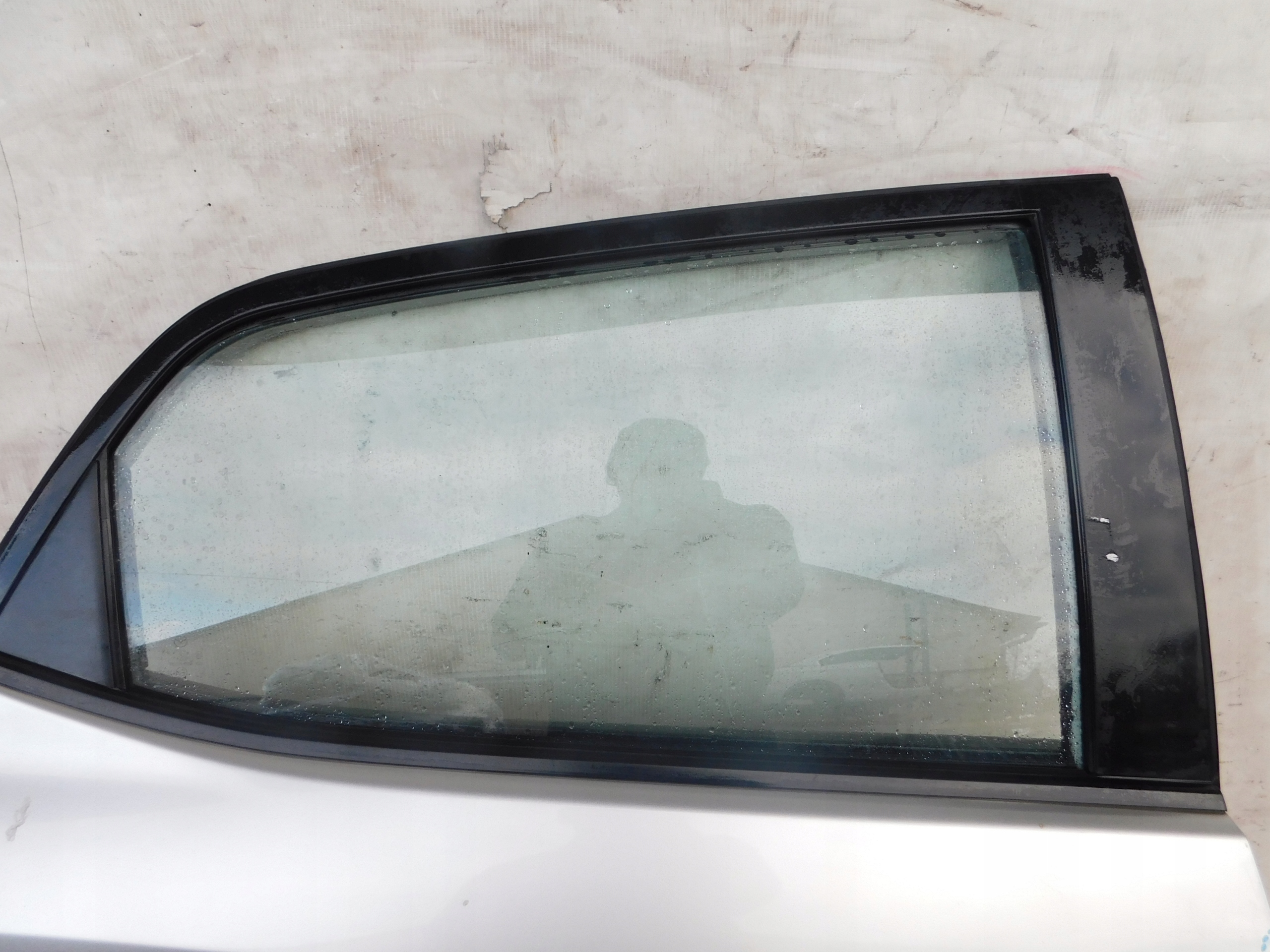 PRAVE ZADNE DVERE MAZDA 2 DE 07-