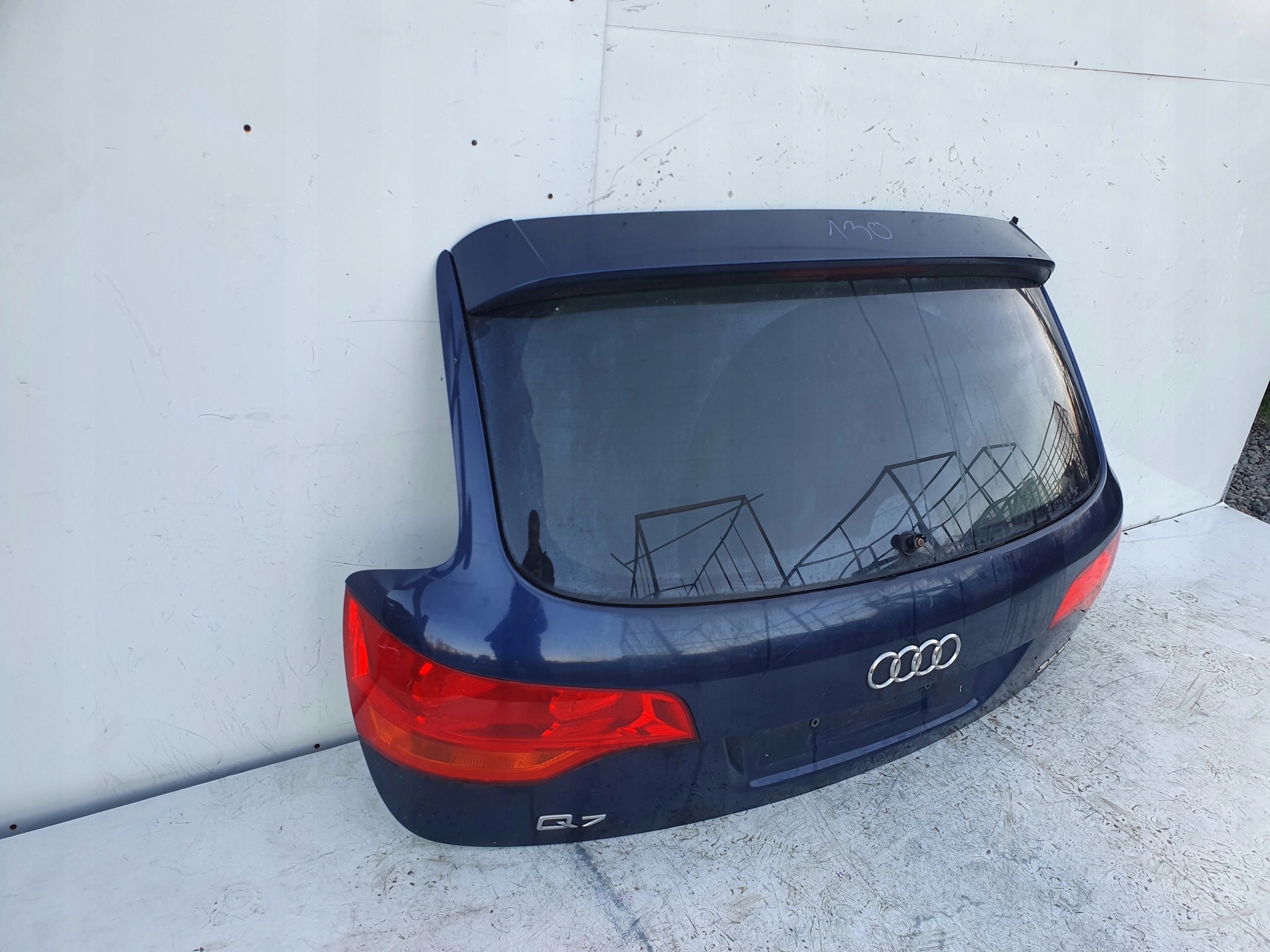 AUDI Q7 4L ZADNÁ KAPOTA