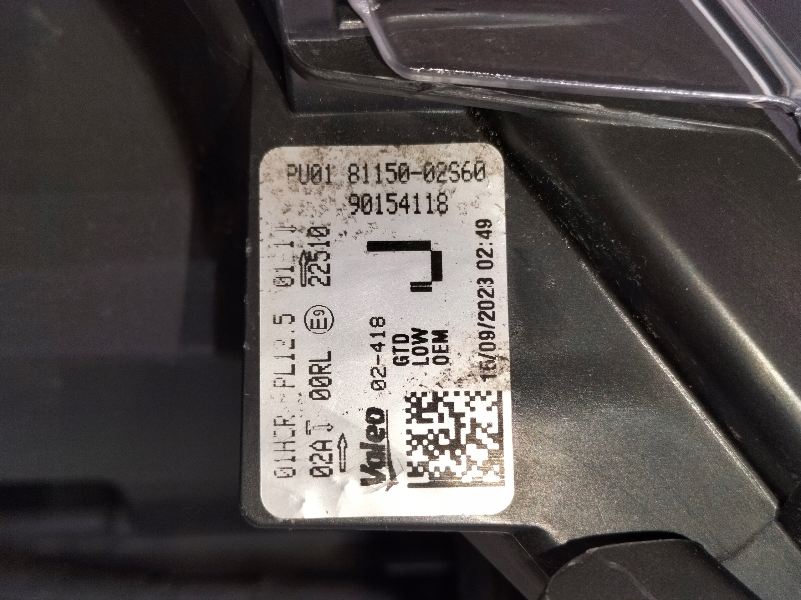 LAVE PREDNE SVETLO TOYOTA COROLLA E21 18-22 HB/KOMBI FULL LED