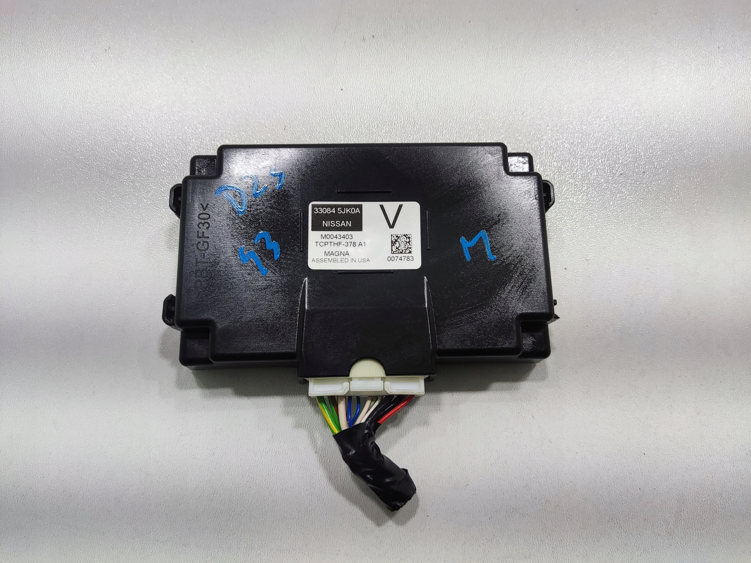 MODUL RIADIACA JEDNOTKA ASSE NISSAN NAVARA IV D23 NP300 330845JK0A 2015-2022