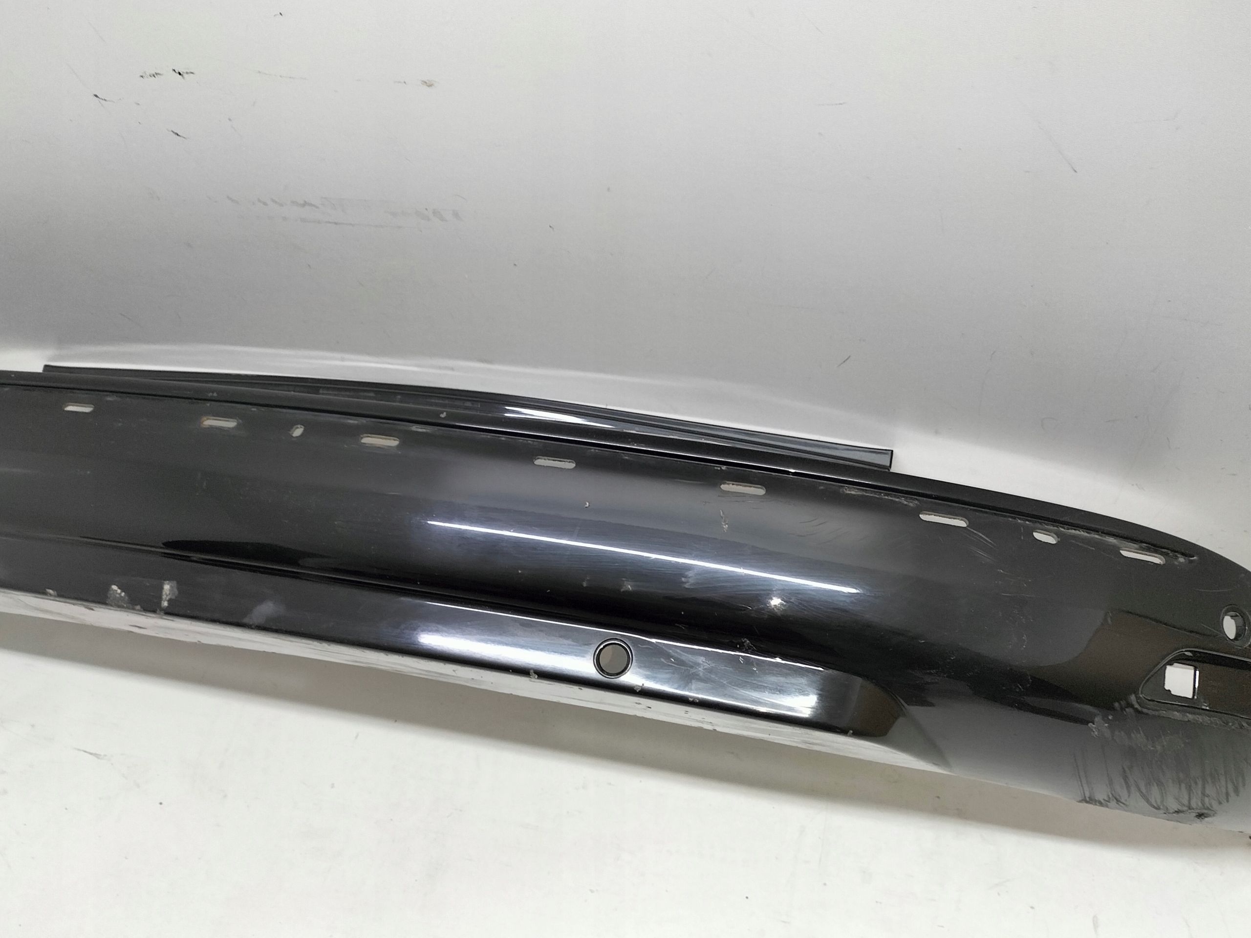 ZADNÝ NÁRAZNÍK RENAULT CLIO 4 IV 12- KOMBI