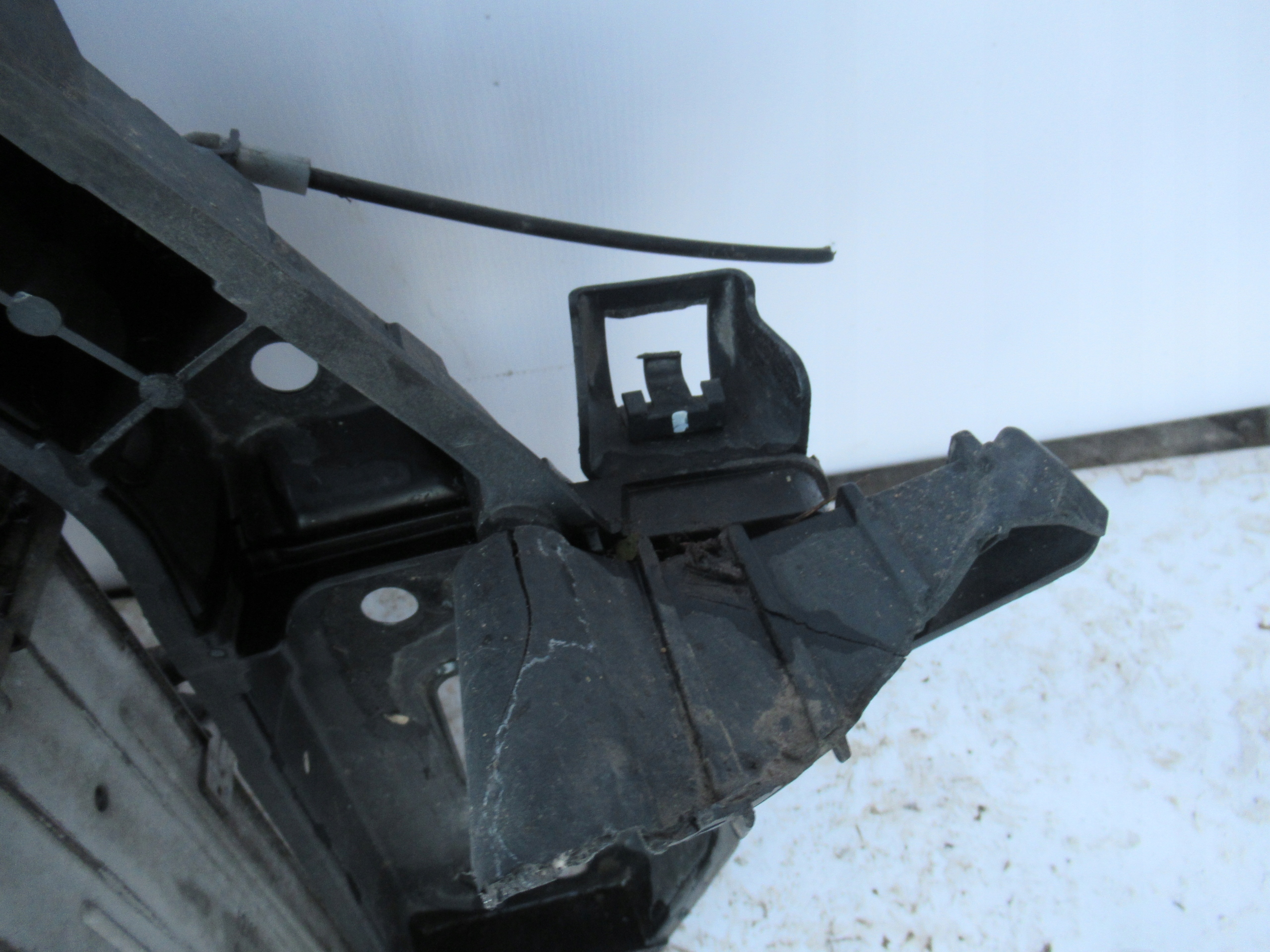 PREDNE CELO CHLADICE VENTILATOR RIO III CRDI 11-