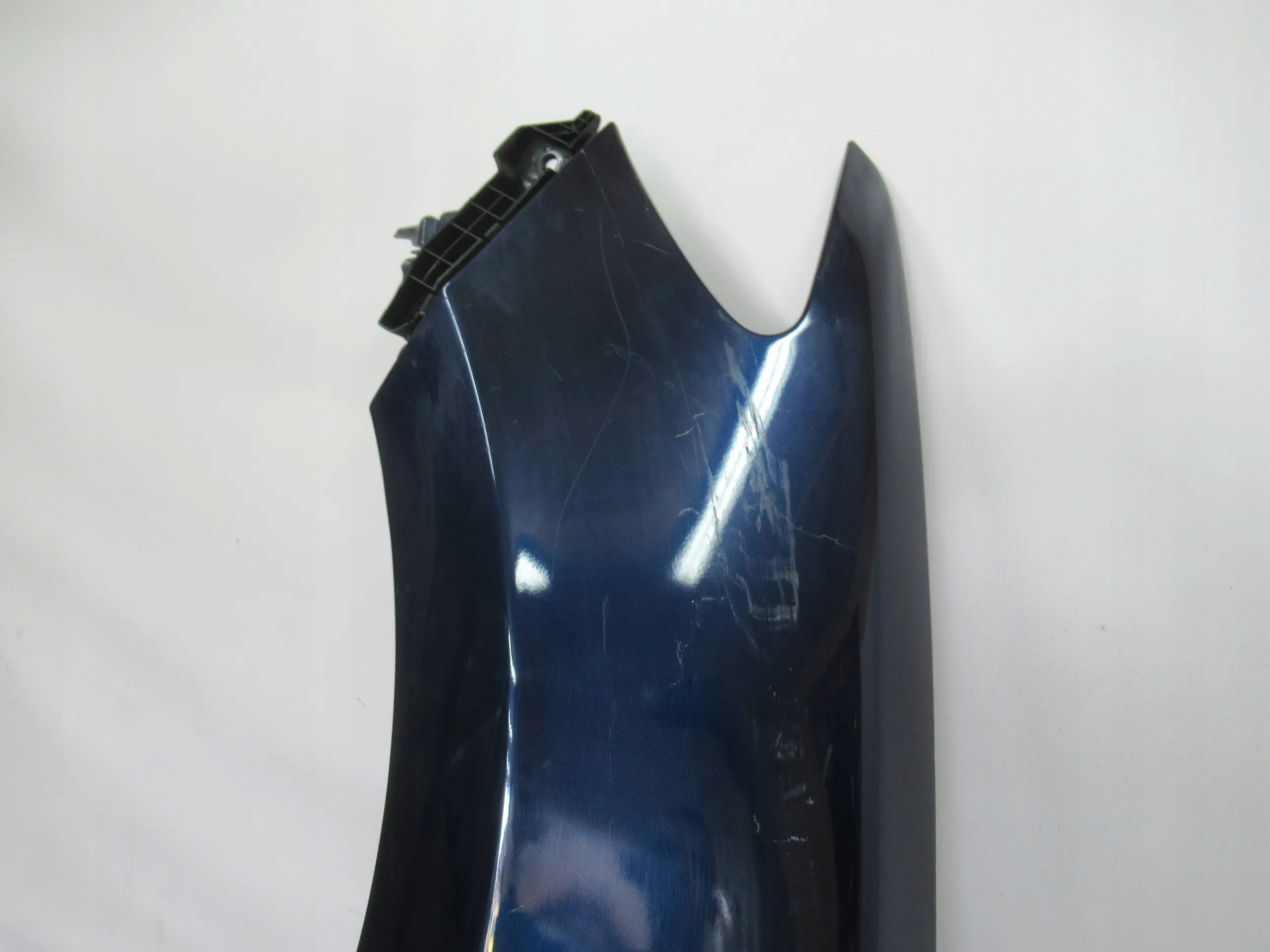 BLATNIK PREDNÝ LAVY HYUNDAI SANTA FE 06-