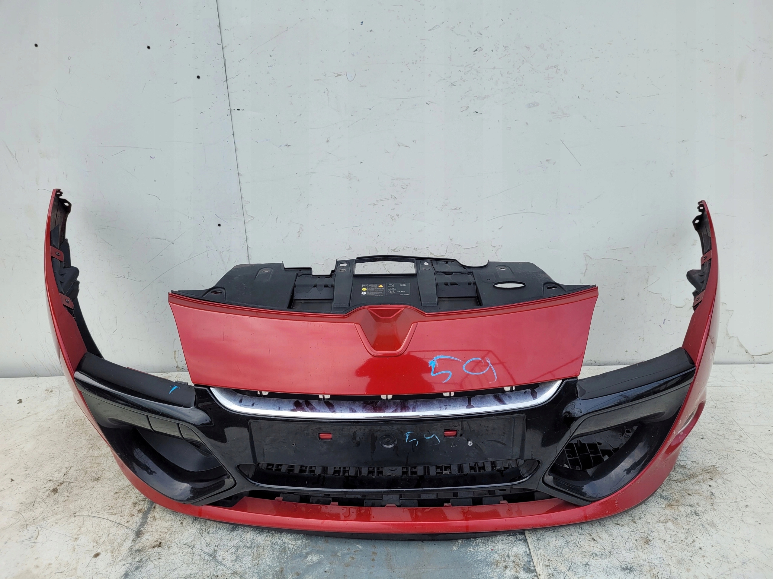 RENAULT MEGANE III COUPE CABRIO LIFT PREDNÝ NÁRAZNÍK