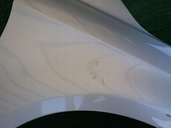 MERCEDES W246 B-KLASA 12- PRAVY PREDNY BLATNIK