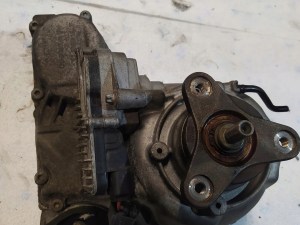 BMW E84 X1 PRIDAVNA PREVODOVKA PREVODOVKY 7643755 BMW E84 X1 PRIDAVNA PREVODOVKA PREVODOVKY 7643755