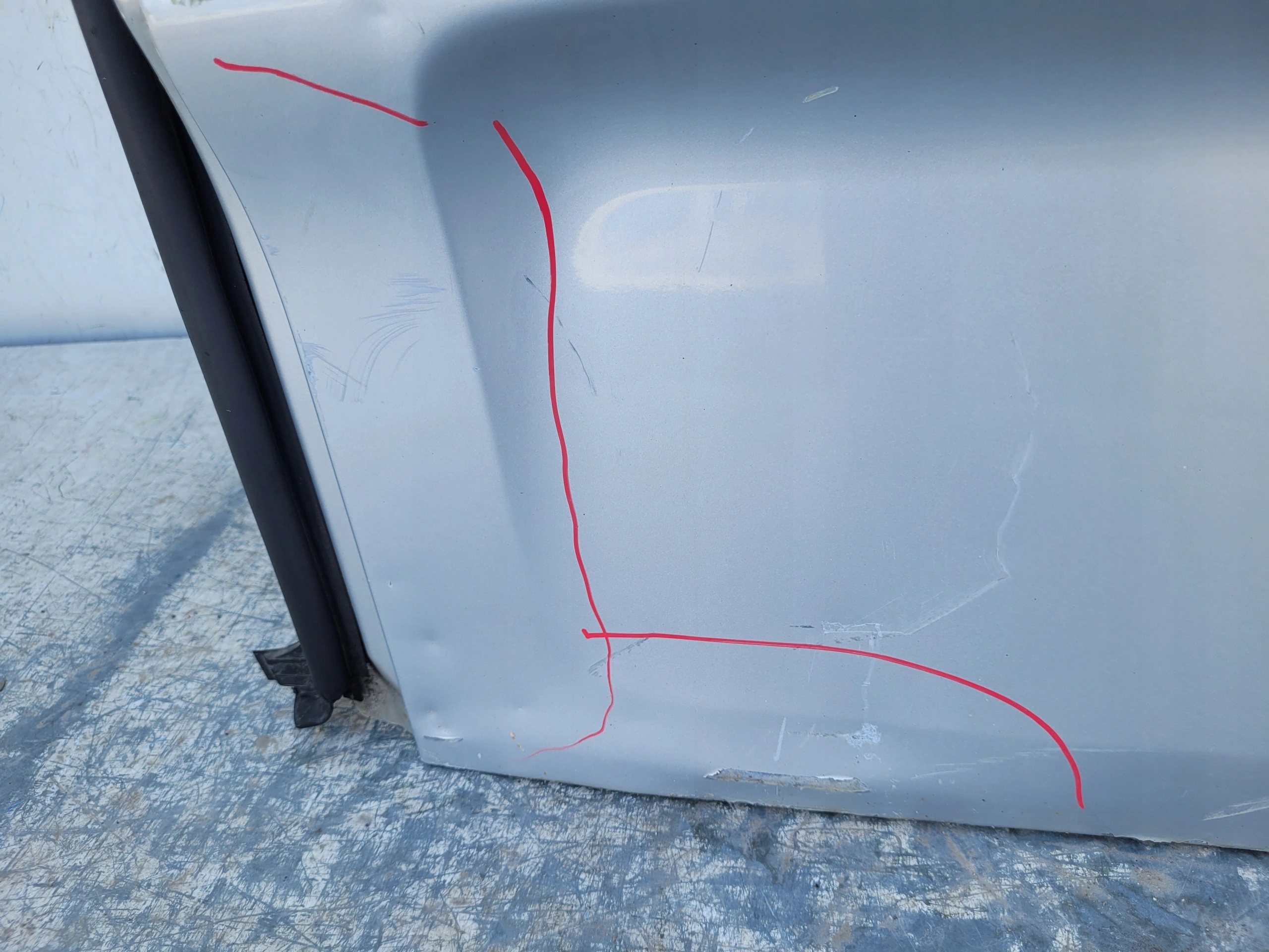 RENAULT TRAFIC III VIVARO PRAVE ZADNE DVERE