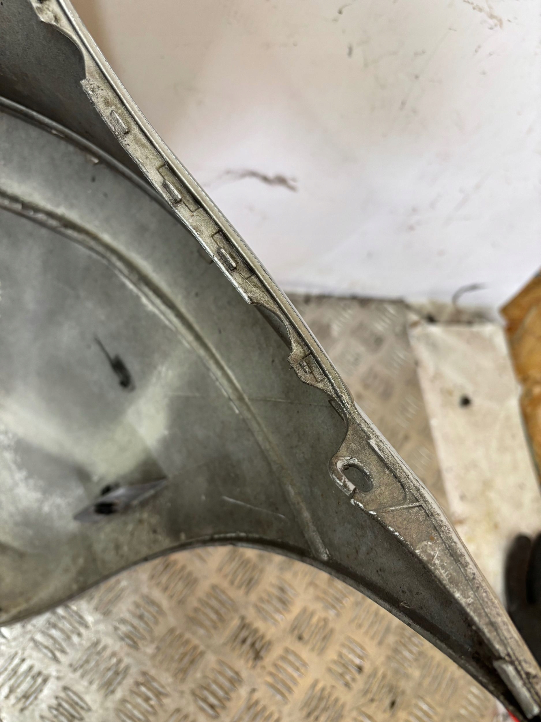 ZADNÝ NÁRAZNÍK MERCEDES B KLASA W245 LIFT