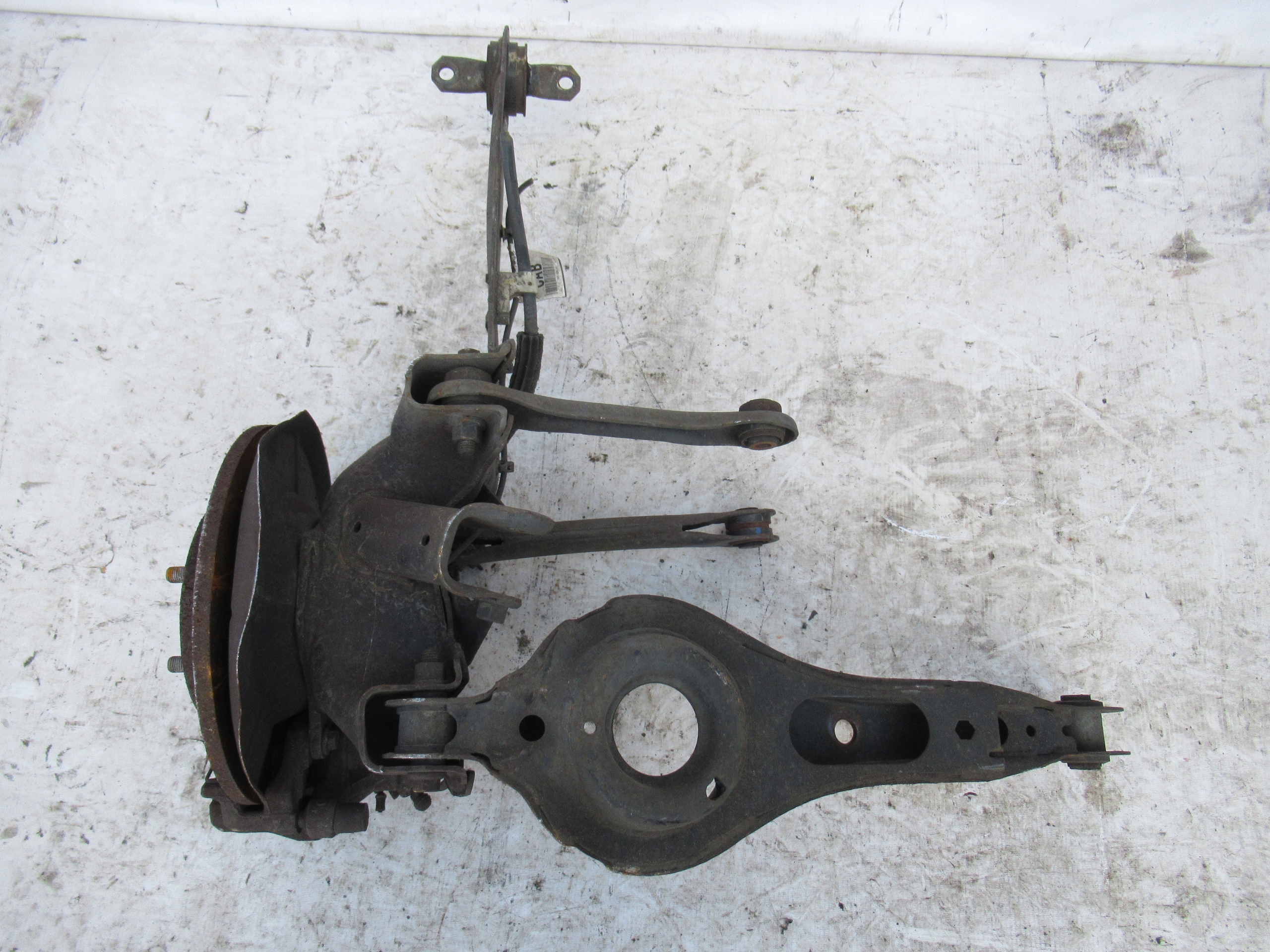 OTOČ PRAVÉ ZADNÉ RAMENO FORD FOCUS II MK2