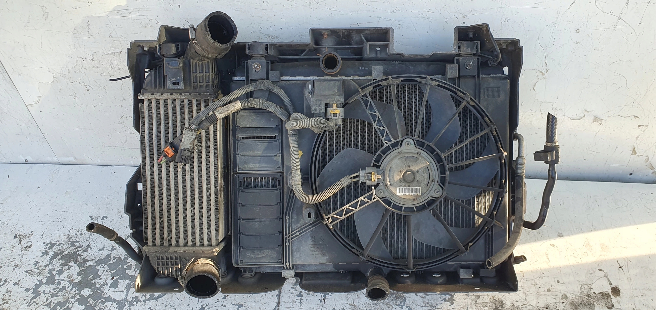 PEUGEOT 508 I 2.0 HDI PREDNÉ ČELO