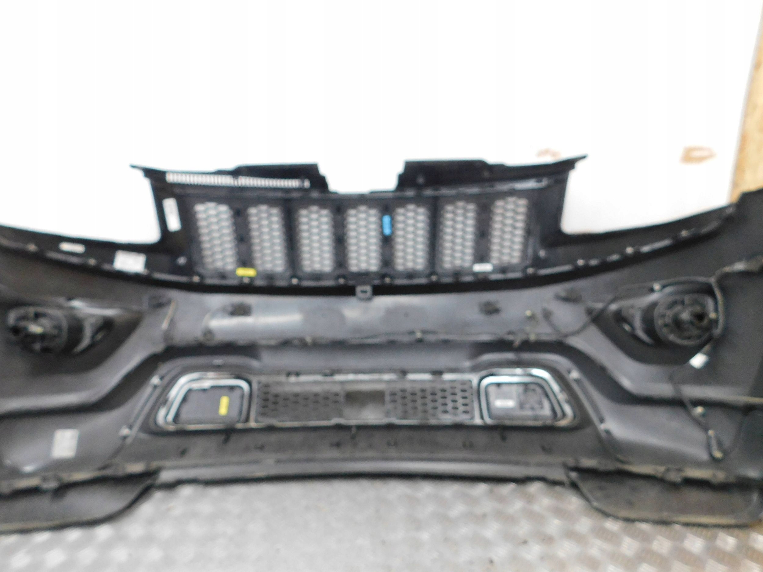 PREDNÝ NÁRAZNÍK JEEP GRAND CHEROKEE LIFT 17-