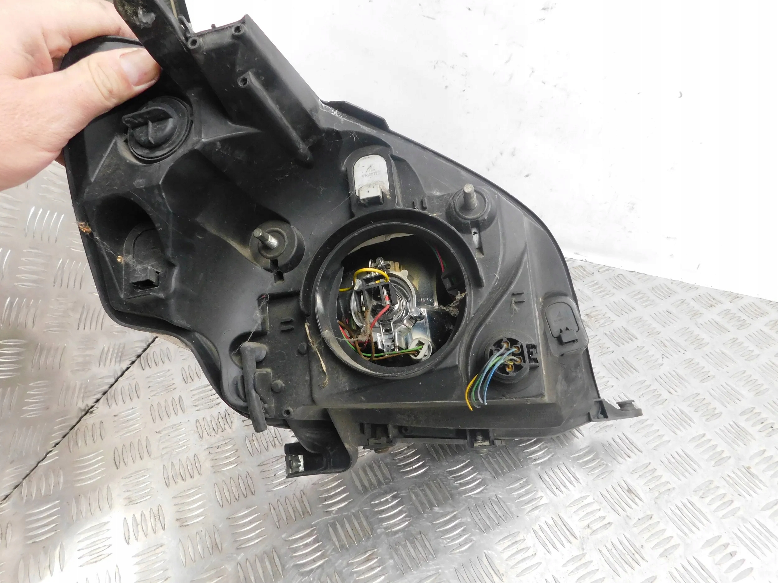 LAVE PREDNE SVETLO NEMO FIORINO QUBO