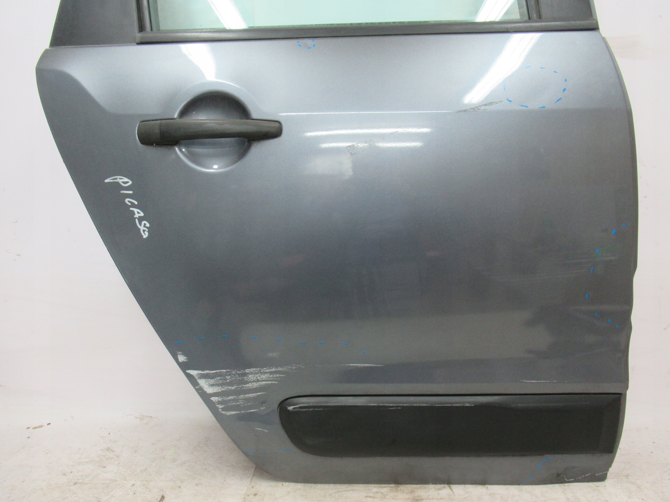 PRAVÉ ZADNÉ DVERE CITROEN C3 PICASSO