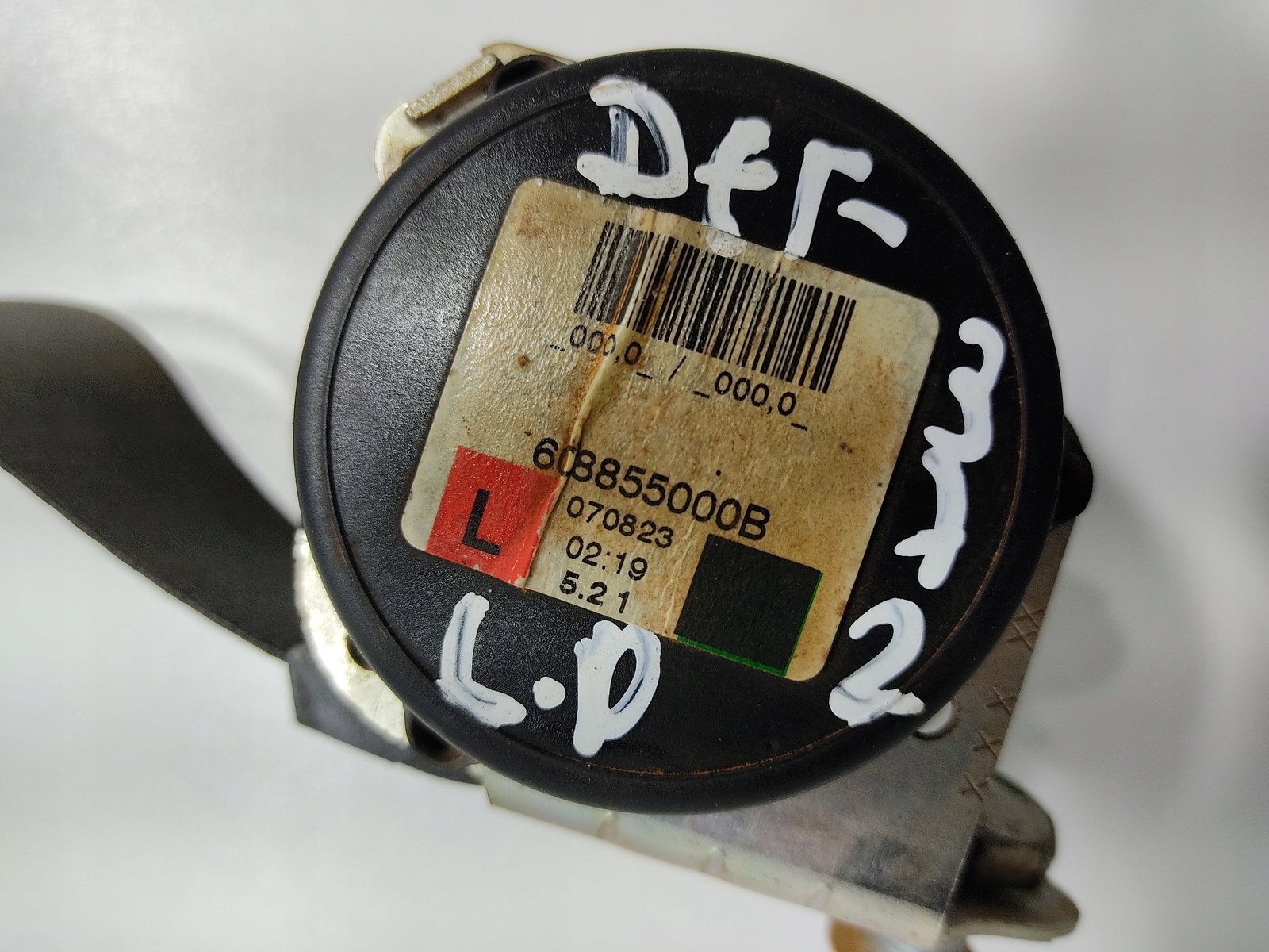 LAVY PREDNY BEZPECNOSTNY PÁS DEFENDER 608855000B 2007-14