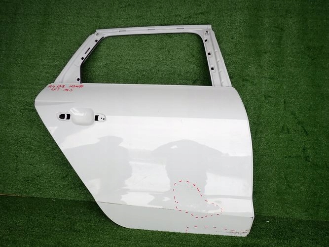 AUDI A4 B9 8W0 KOMBI LIFT 19- PRAVE ZADNE DVERE