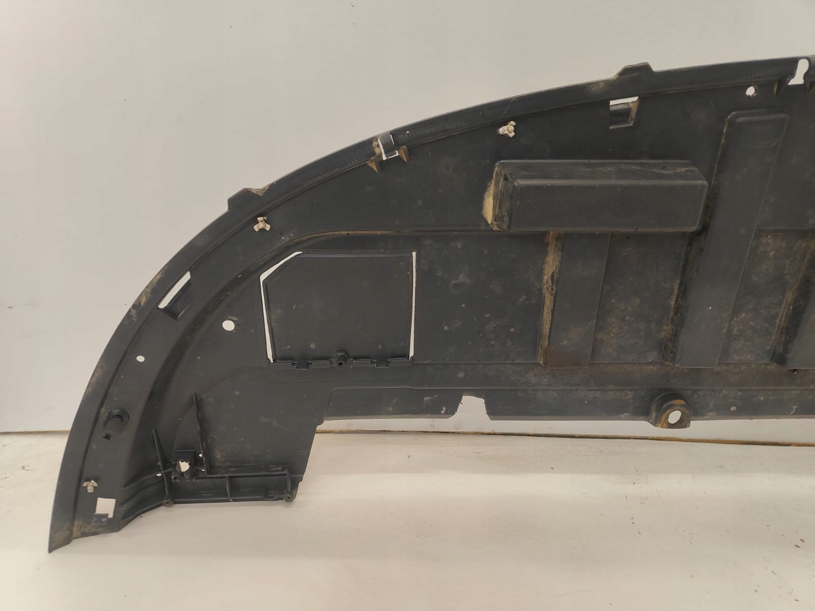 Renault clio III 1859426 OŁONA POD NÁRAZNÍK