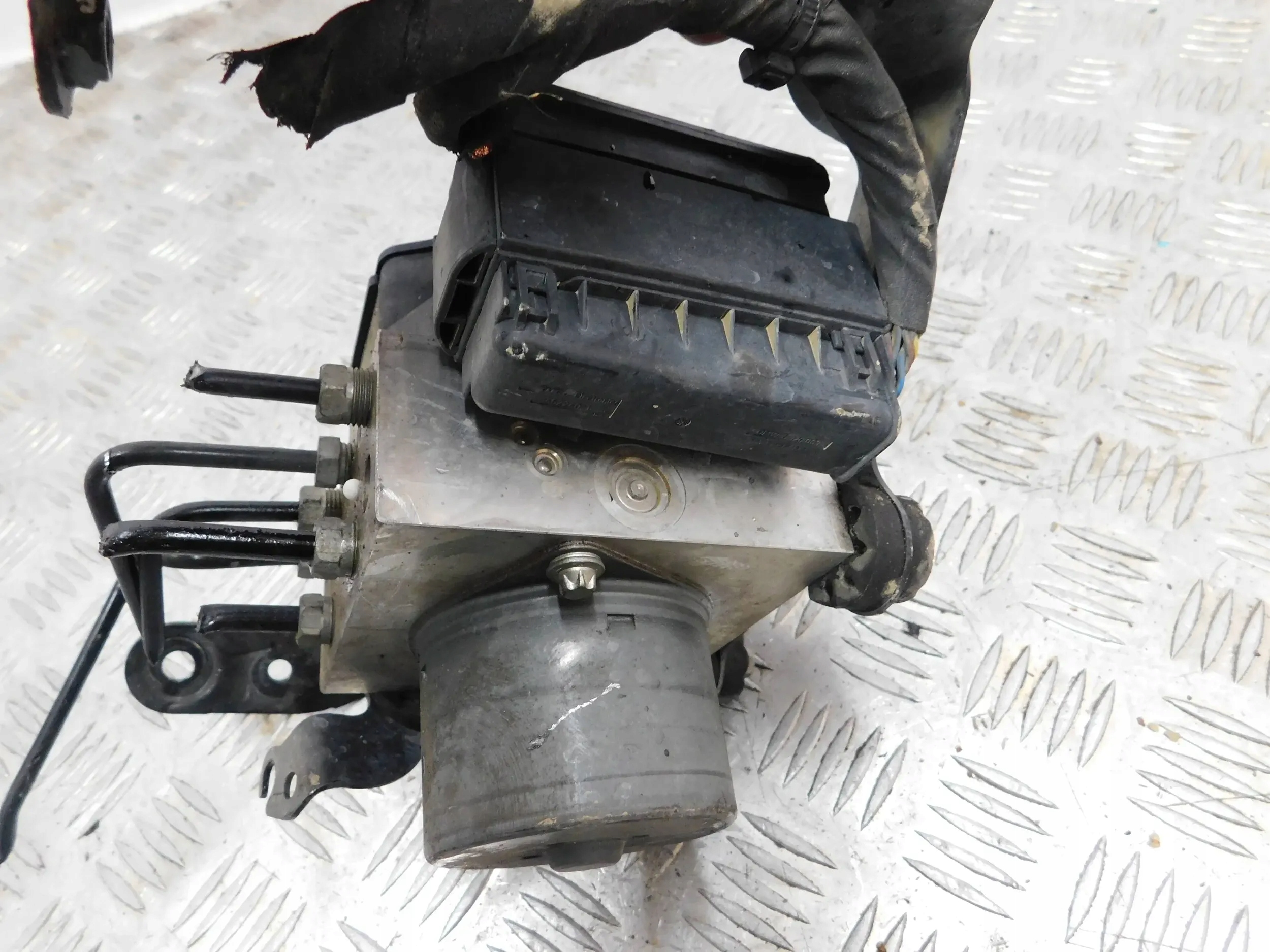 KOCKA ABS 6874551 MINI COUNTRYMAN R60