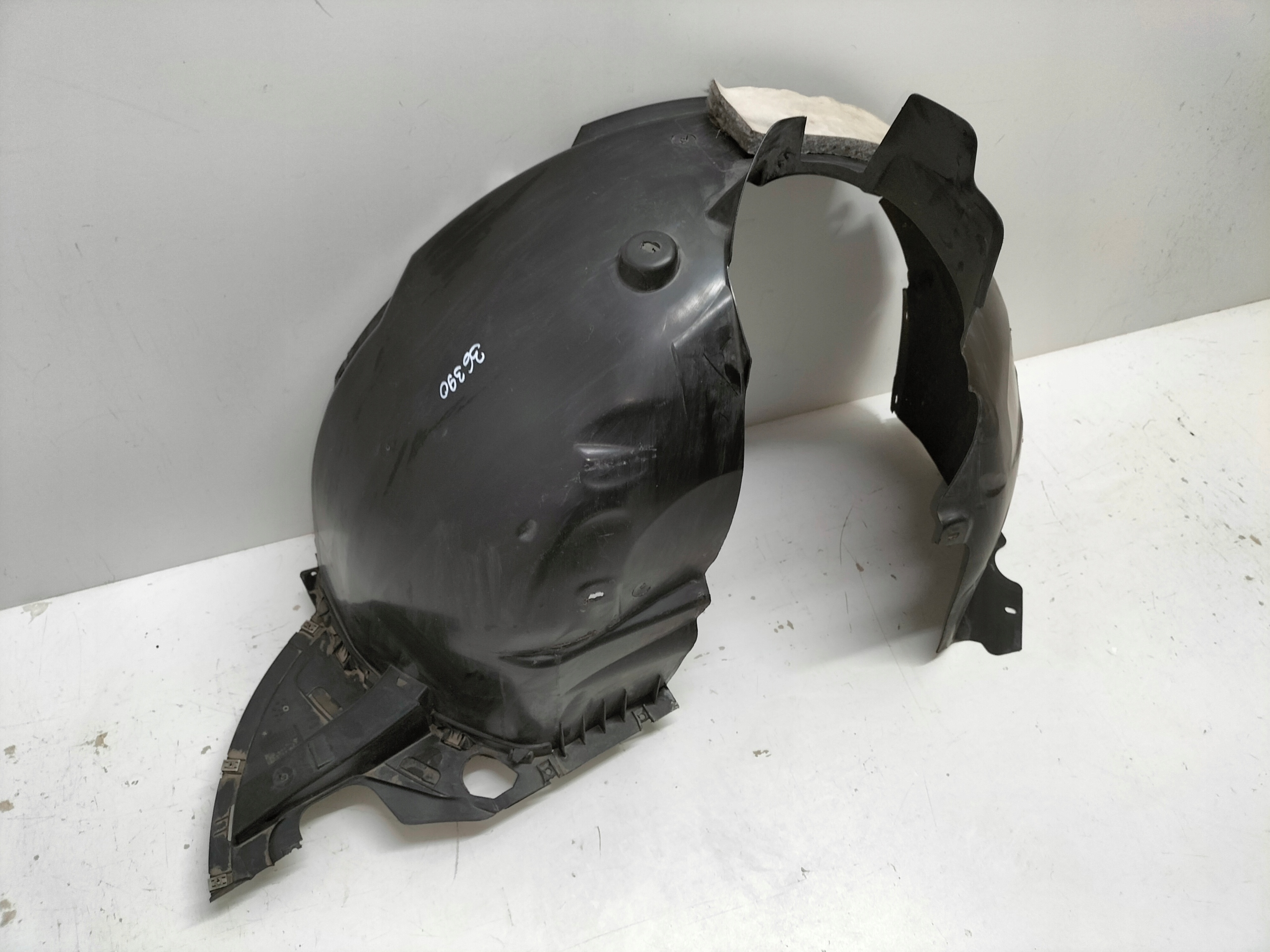 PRAVY PREDNY PODBLATNIK AUDI A1 II 18-