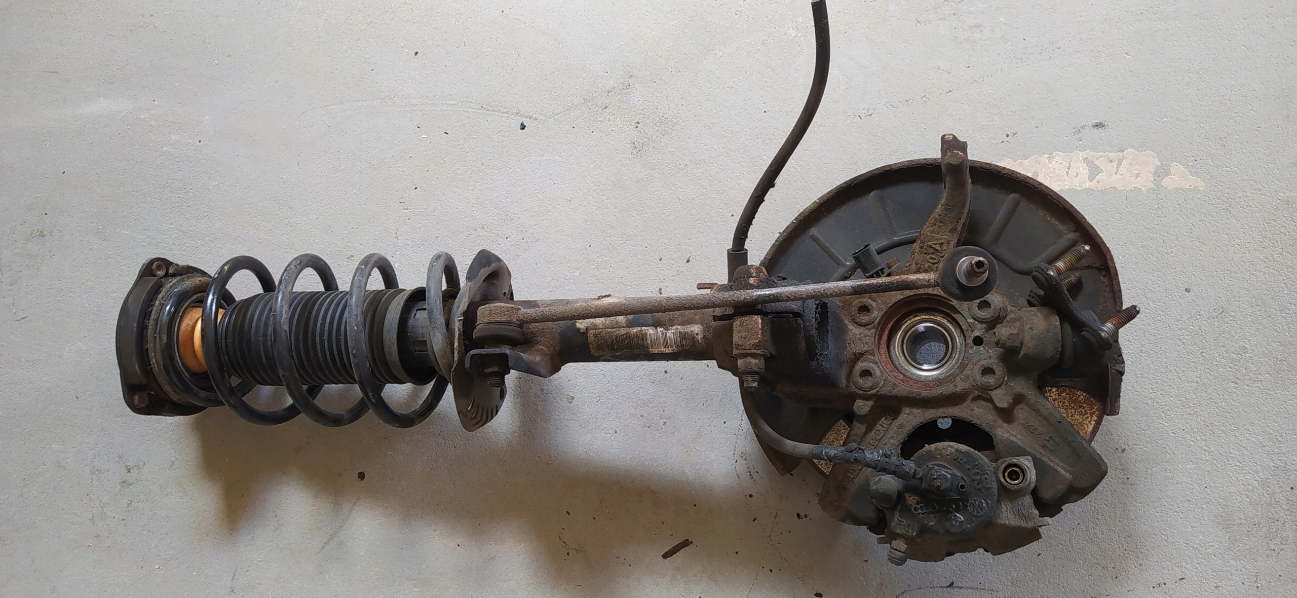 VW NEW BEETLE 1.2 12V 5C0400054E PRAVY OTOC MCPERSON