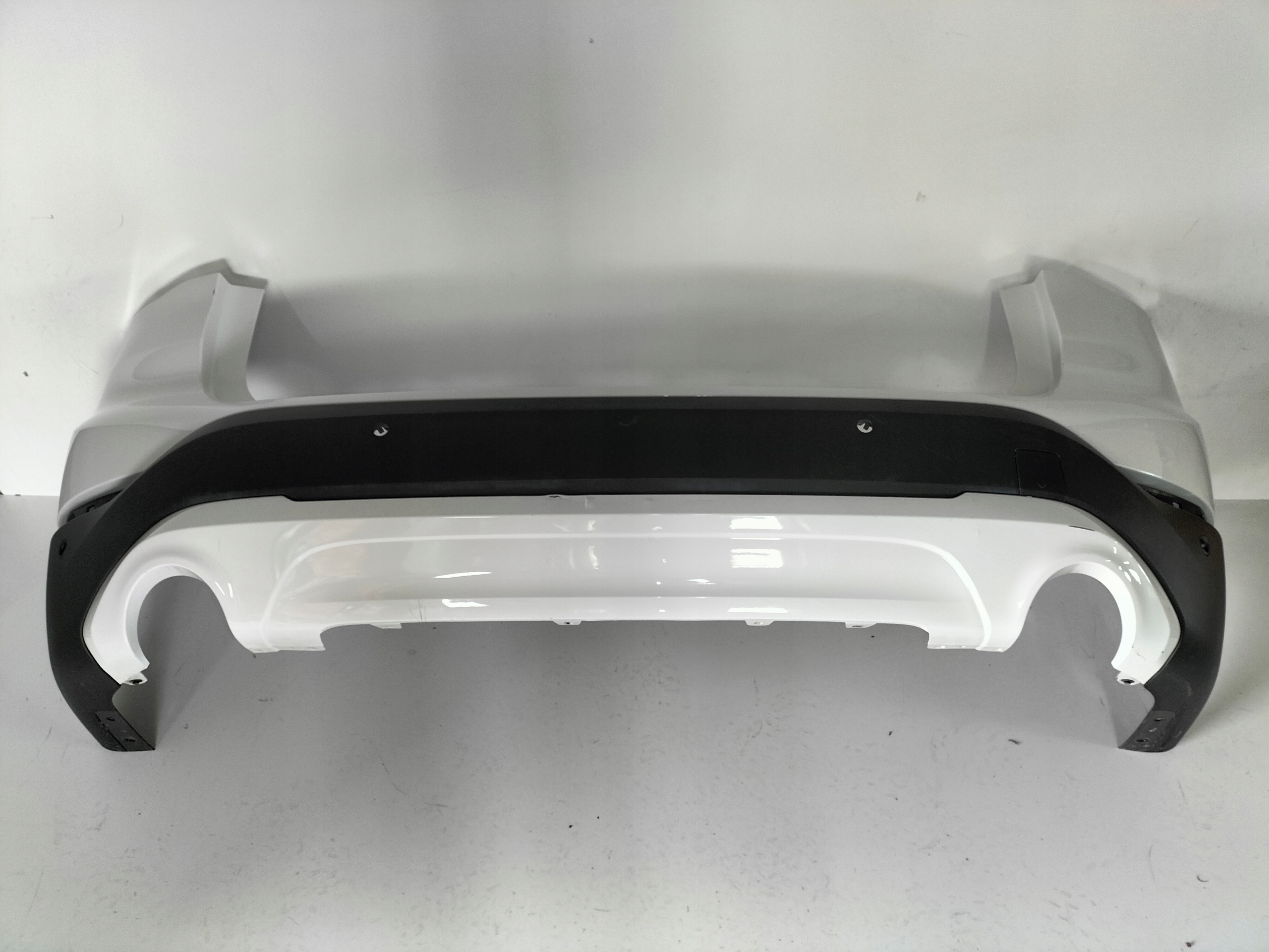 ZADNÝ NÁRAZNÍK BMW X1 F48 15-