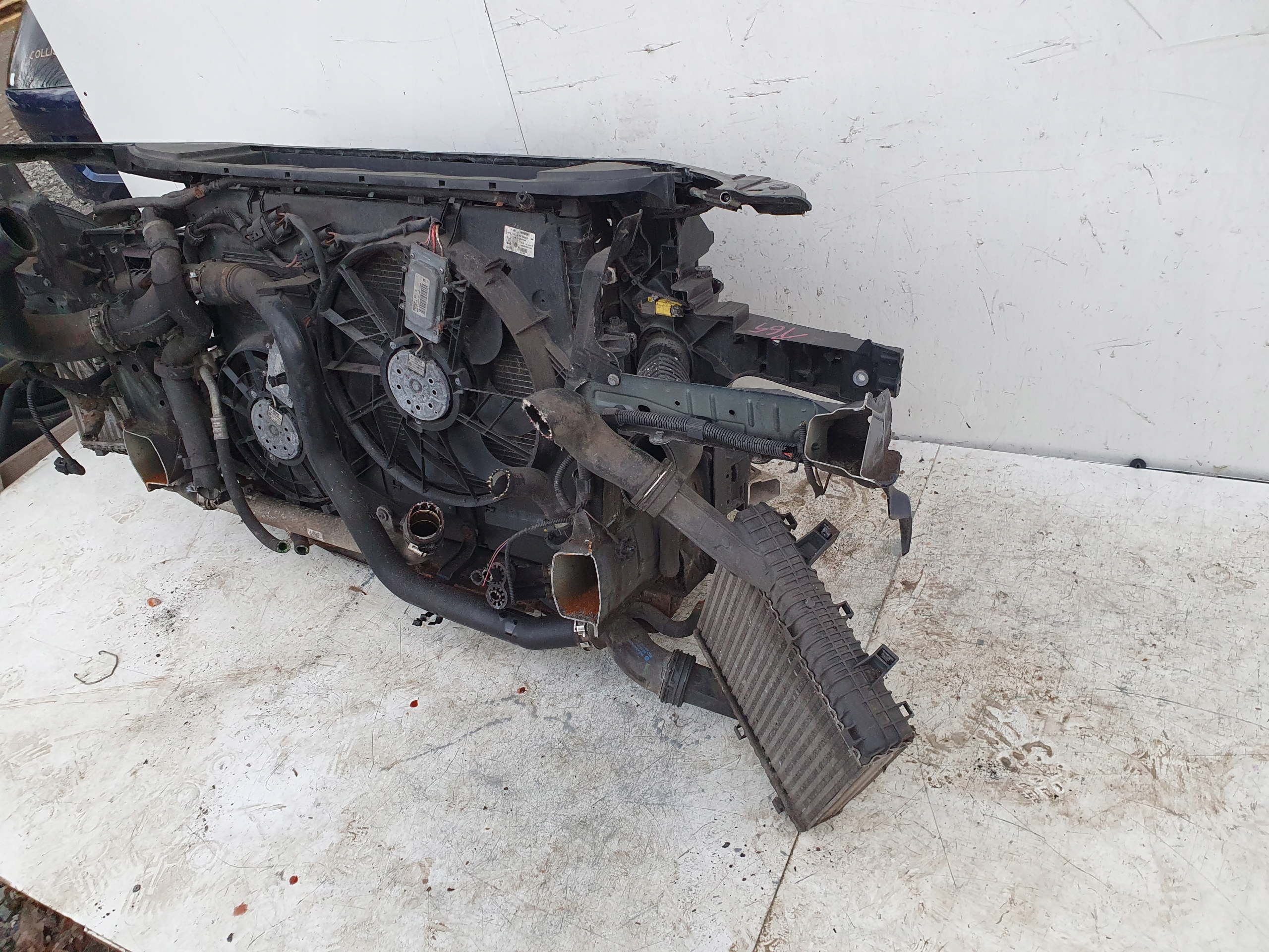 AUDI Q7 4L 3.0 TDI PREDNE CELO