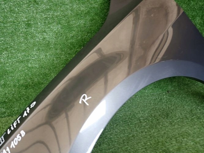 VW GOLF VII LIFT 17- ĽAVÝ PREDNÝ BLATNÍK