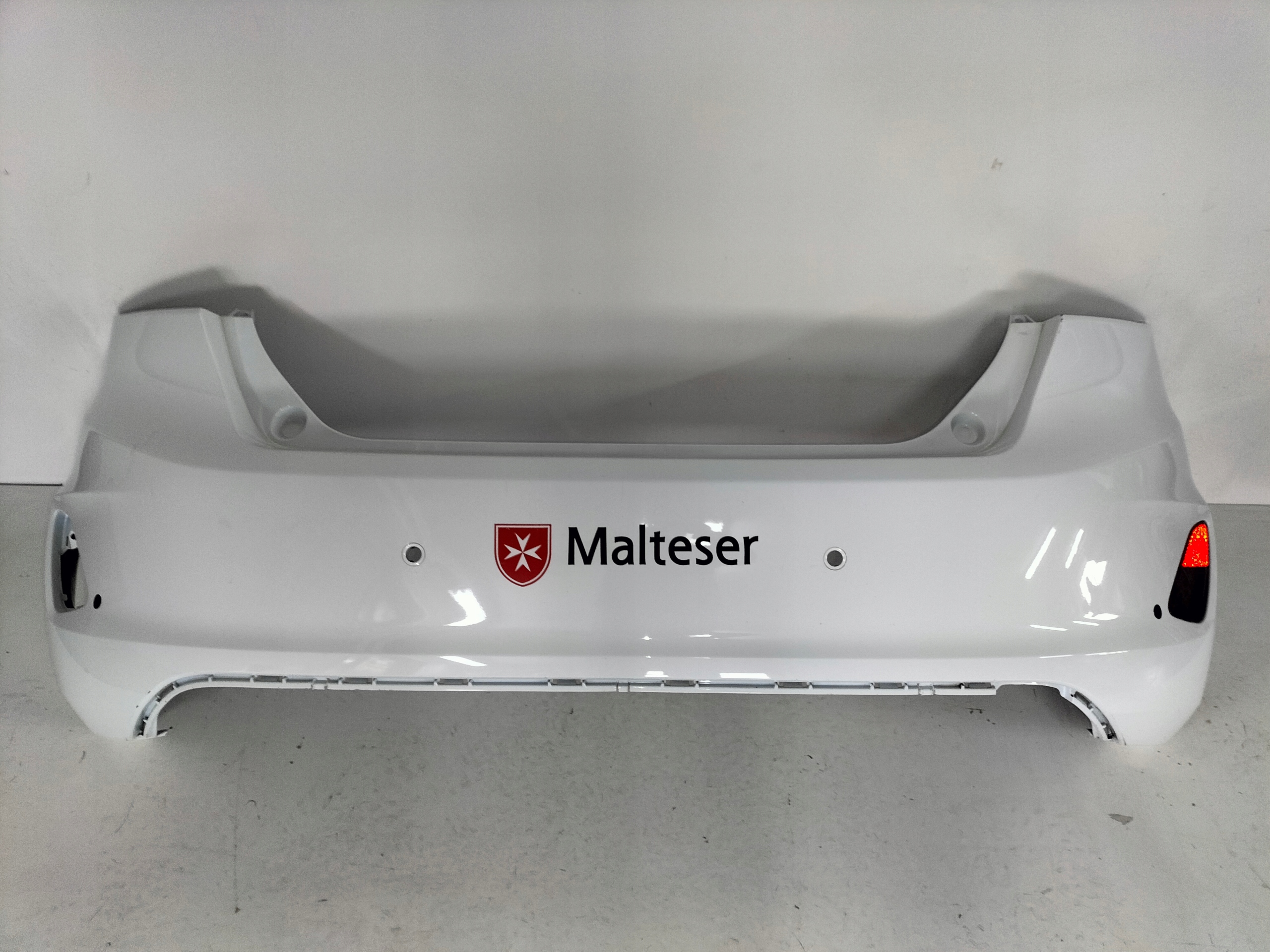 ZADNÝ NÁRAZNÍK FORD FIESTA MK8 17-